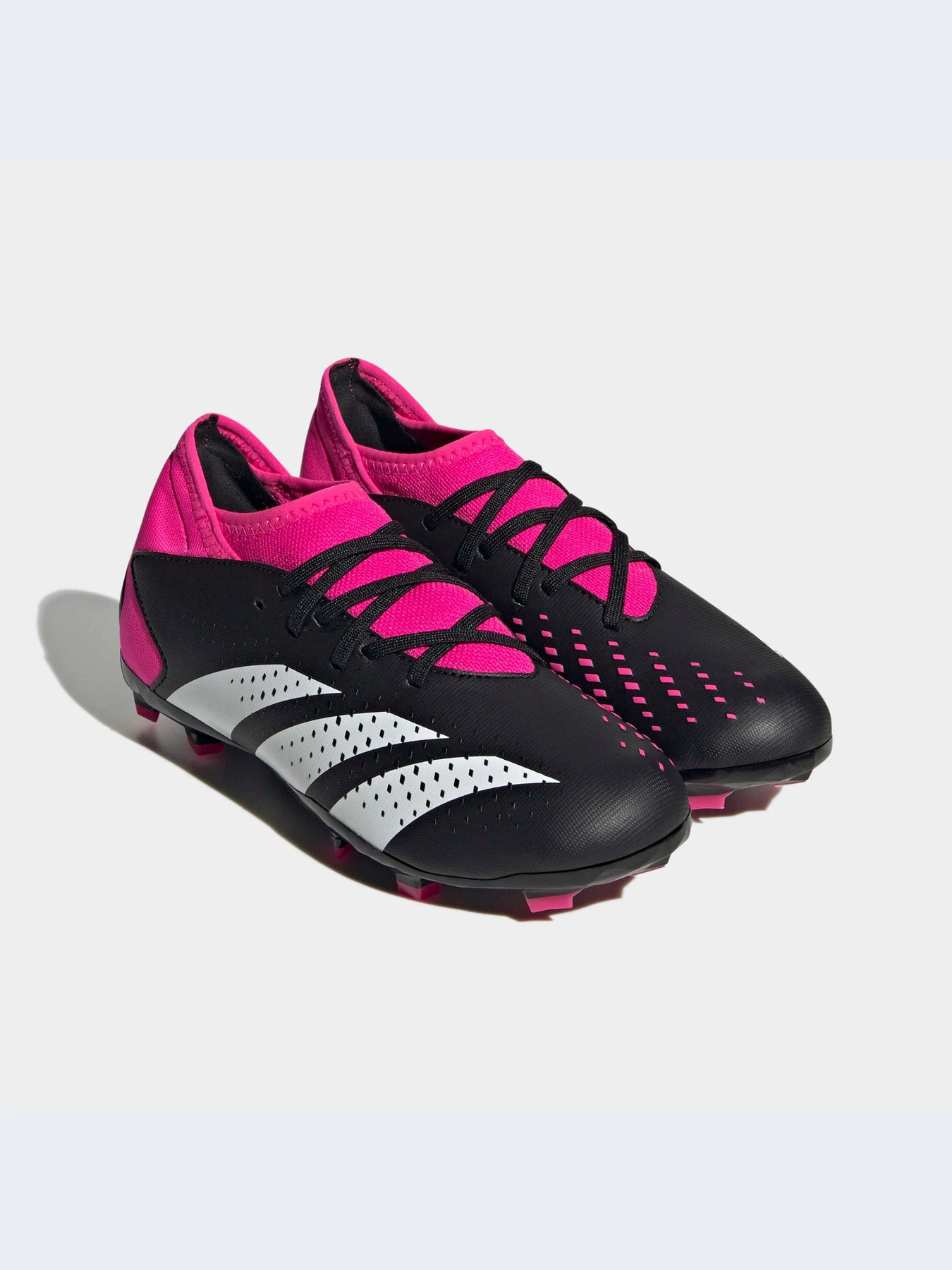 Кроссовки Adidas Predator модель GW4609-KZ Кроссовки Adidas Predator модель GW4609-KZ Фото