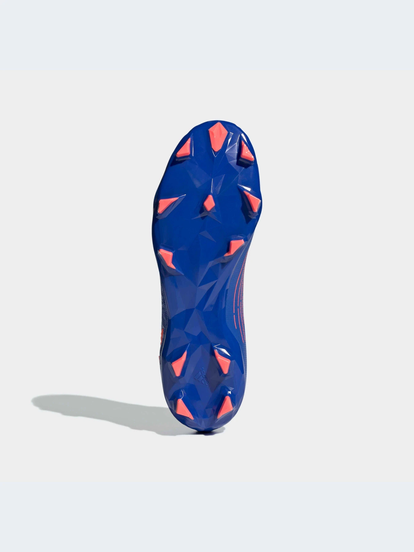 Кроссовки Adidas Predator модель GW2280-KZ Кроссовки Adidas Predator модель GW2280-KZ Фото