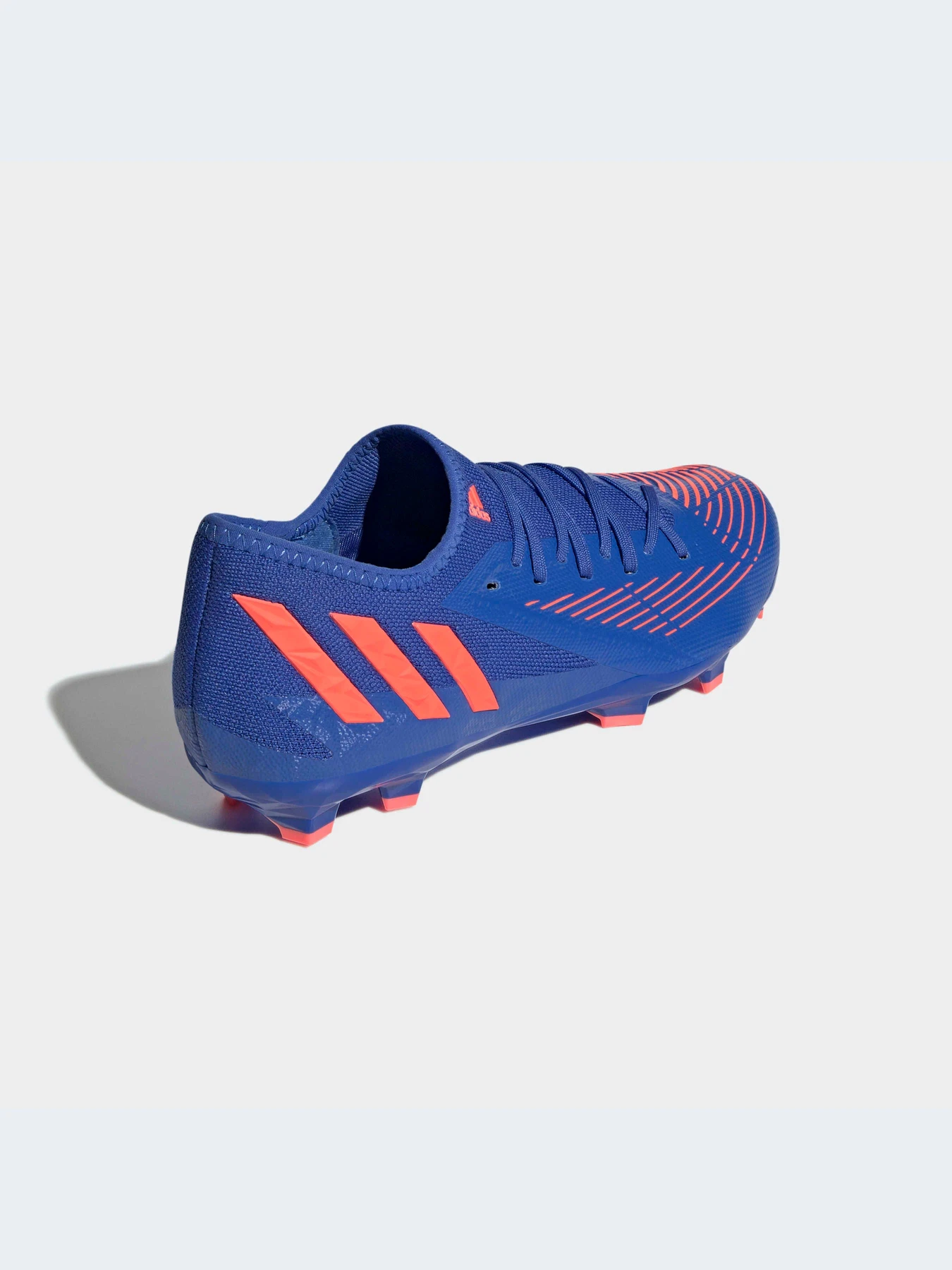 Кроссовки Adidas Predator модель GW2280-KZ Кроссовки Adidas Predator модель GW2280-KZ Фото