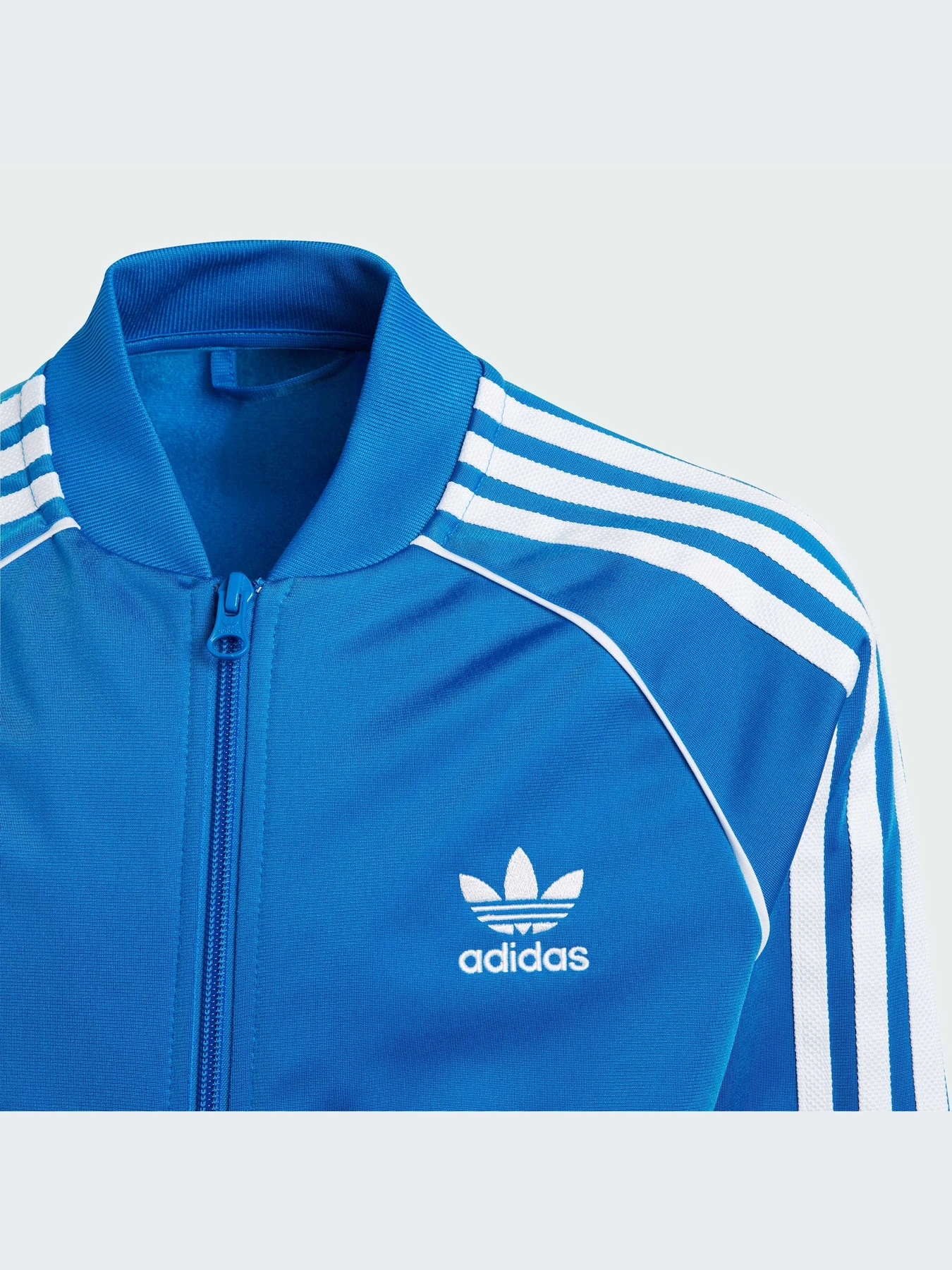Худи и свитшоты Adidas Adicolor модель IN4743-KZ Худи и свитшоты Adidas Adicolor модель IN4743-KZ Фото