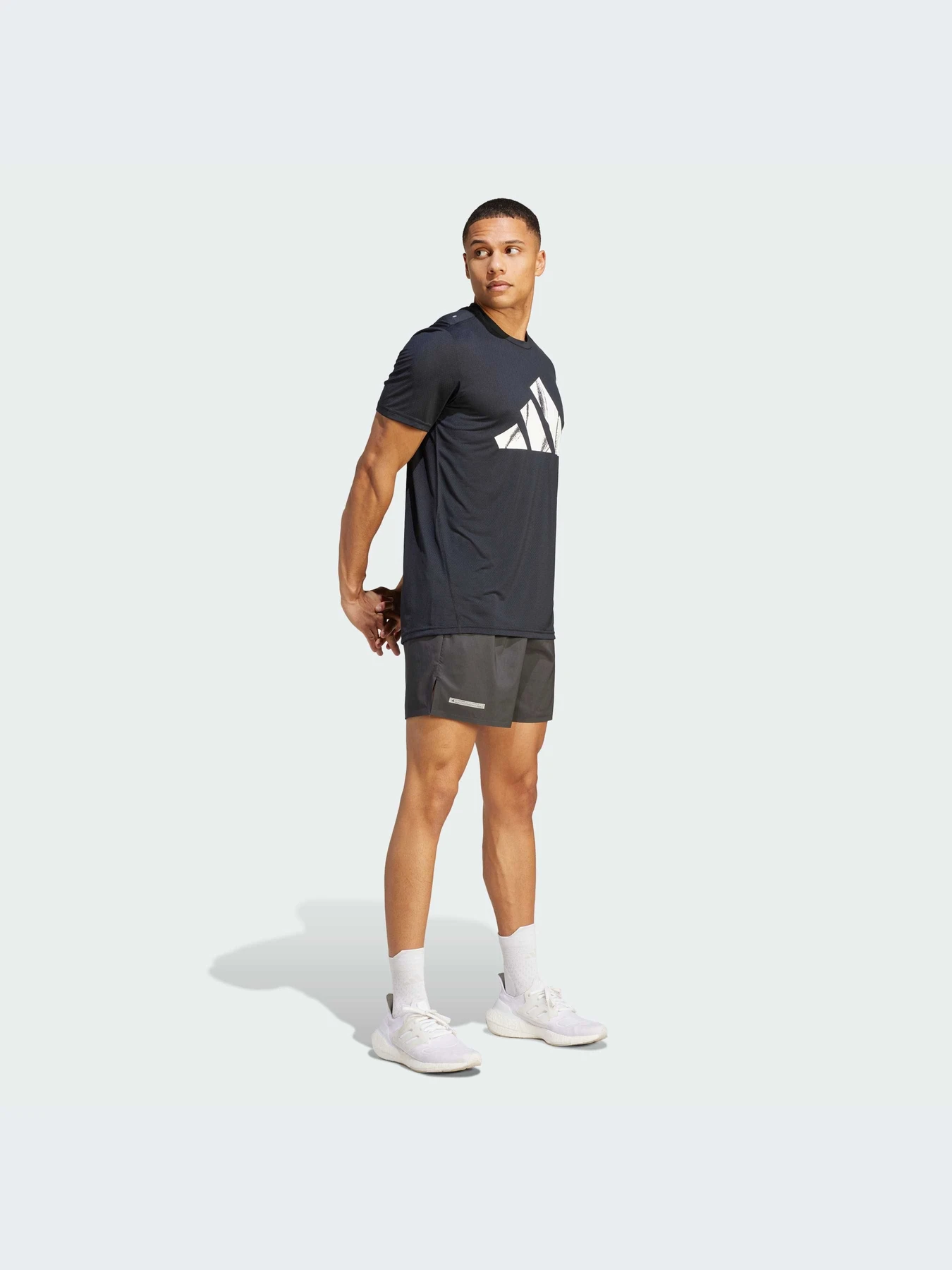 Футболки и поло Adidas модель HZ4512-KZ Футболки и поло Adidas модель HZ4512-KZ Фото