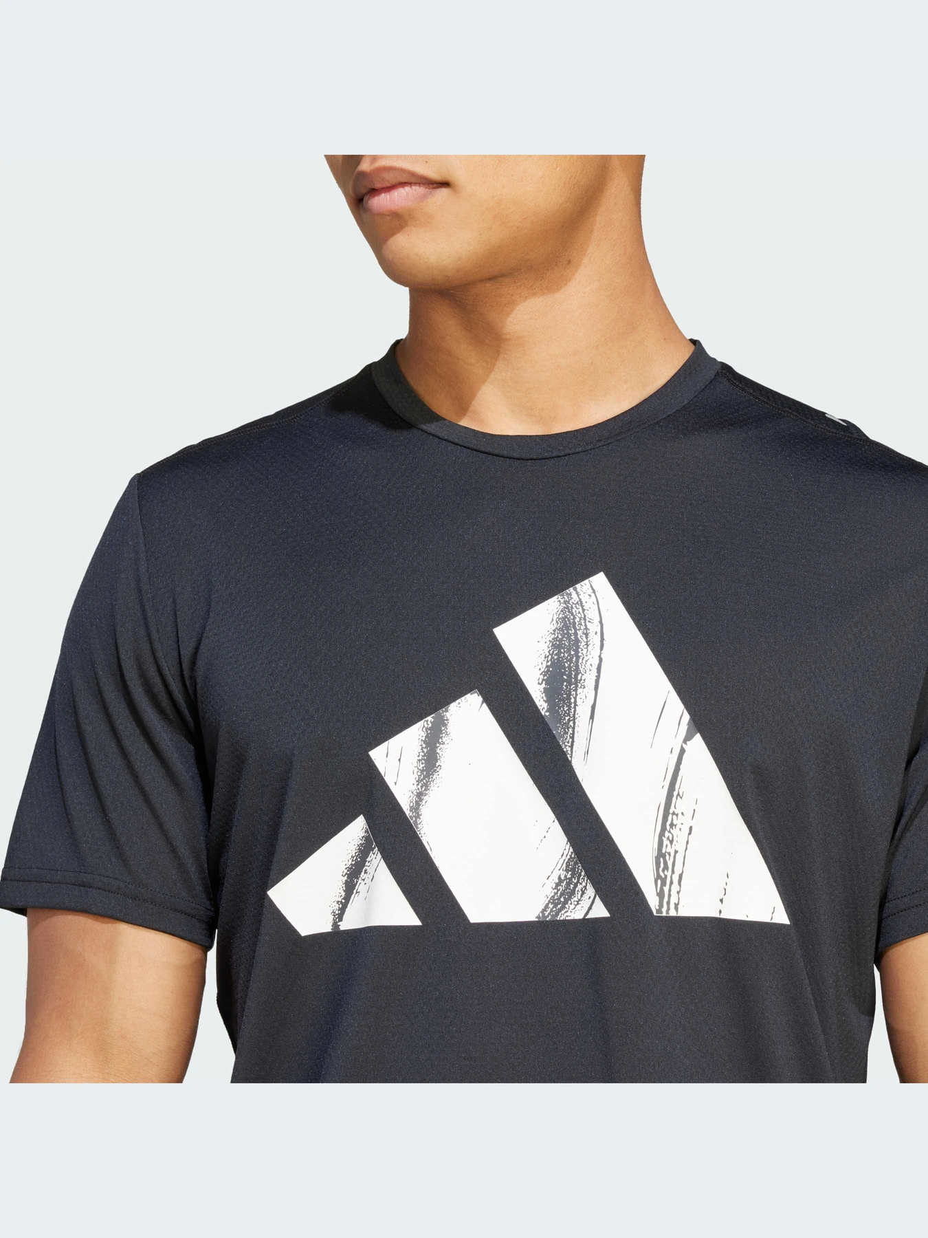 Футболки и поло Adidas модель HZ4512-KZ Футболки и поло Adidas модель HZ4512-KZ Фото