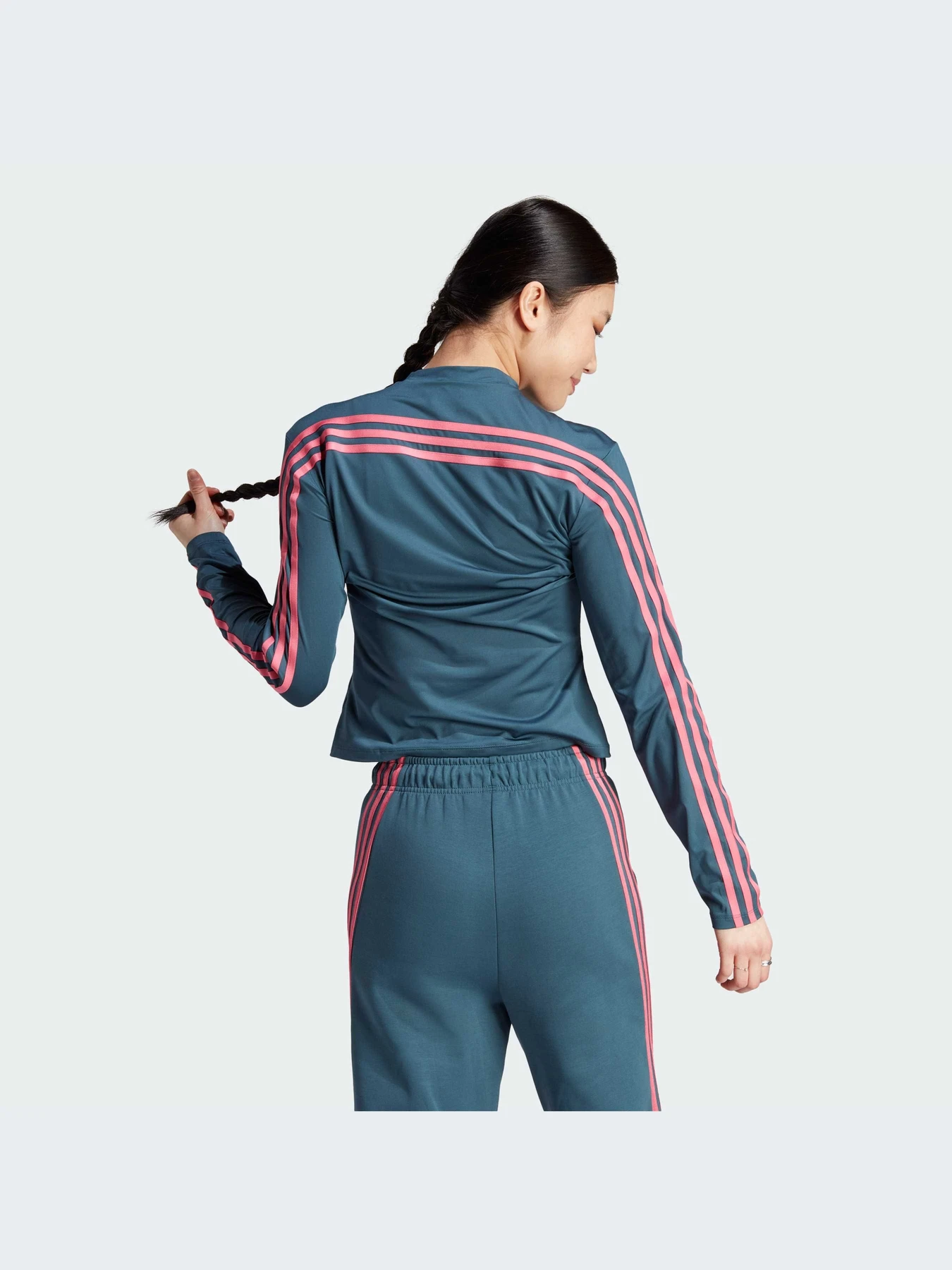 Худи и свитшоты Adidas Icons модель IU3073-KZ Худи и свитшоты Adidas Icons модель IU3073-KZ Фото