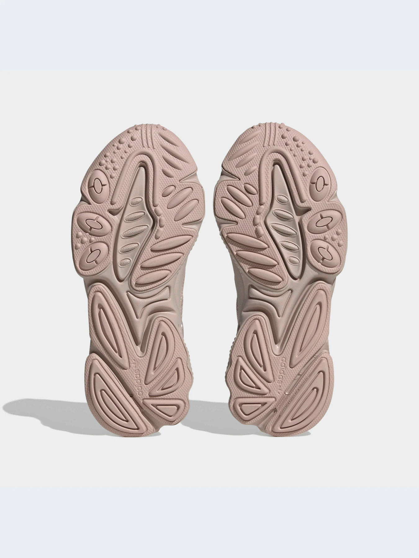 Кроссовки Adidas Ozweego модель HQ1621-KZ Кроссовки Adidas Ozweego модель HQ1621-KZ Фото