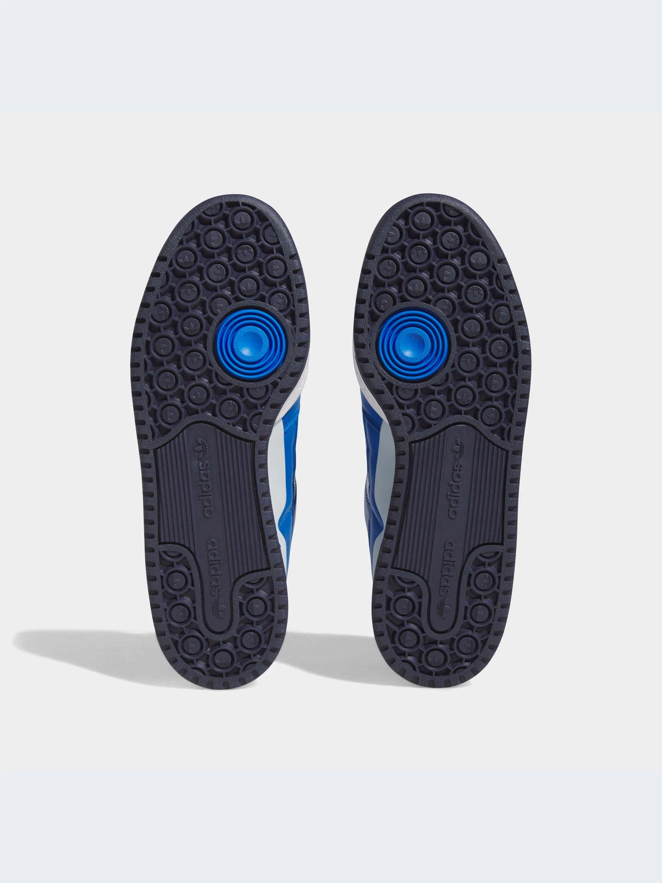 Кроссовки Adidas Forum модель HP9089-KZ Кроссовки Adidas Forum модель HP9089-KZ Фото