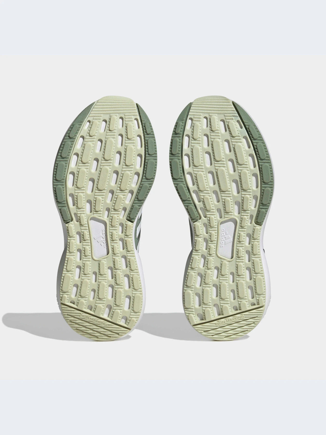 Кроссовки Adidas модель HP6128-KZ Кроссовки Adidas модель HP6128-KZ Фото