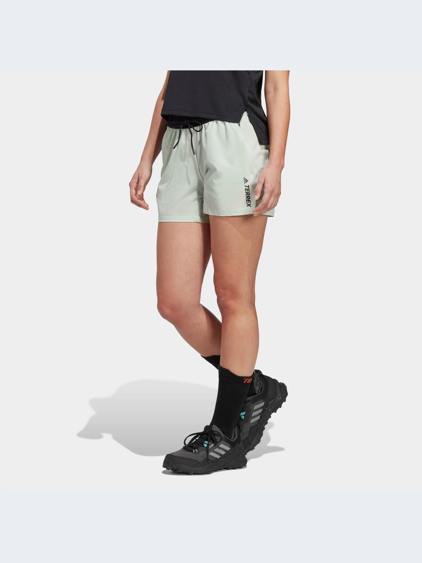 Шорты Adidas модель HT2051-KZ Шорты Adidas модель HT2051-KZ Фото