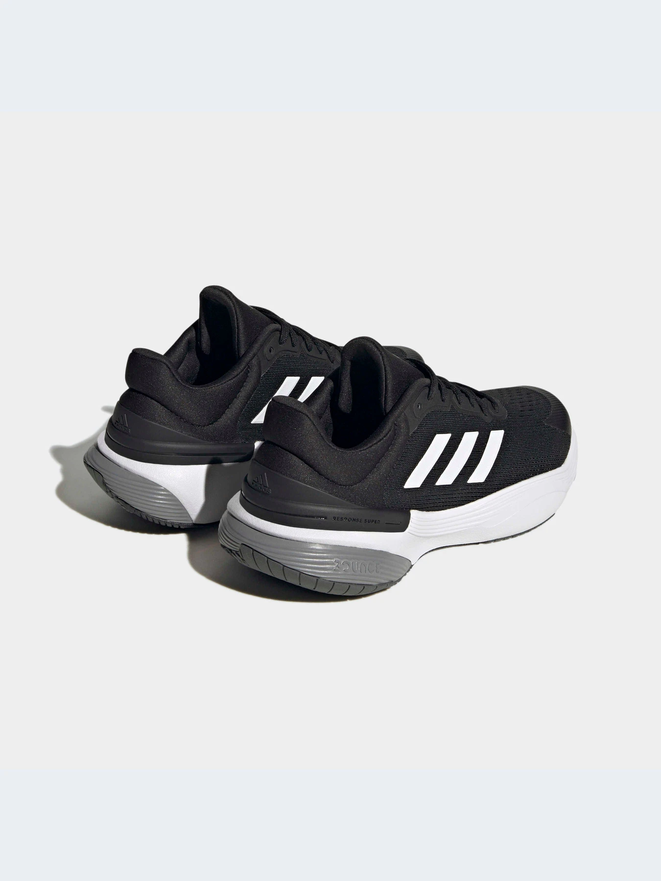 Кроссовки Adidas модель HQ1331-KZ Кроссовки Adidas модель HQ1331-KZ Фото