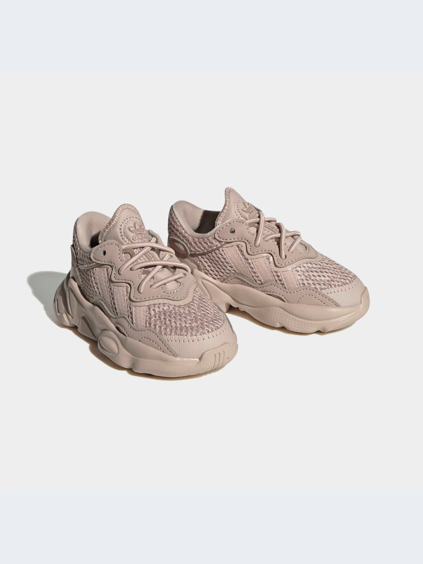 Кроссовки Adidas Ozweego модель HQ1623-KZ Кроссовки Adidas Ozweego модель HQ1623-KZ Фото