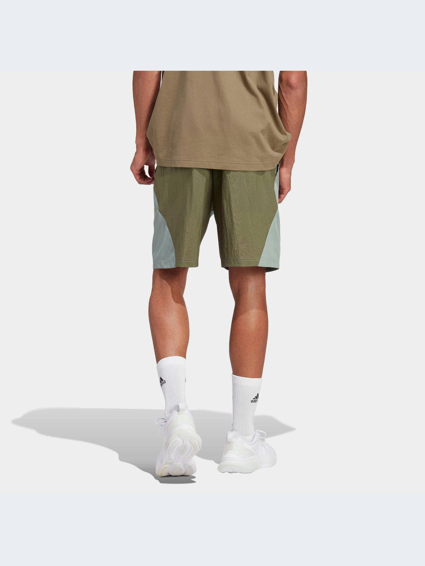 Шорты Adidas модель IP3731-KZ Шорты Adidas модель IP3731-KZ Фото