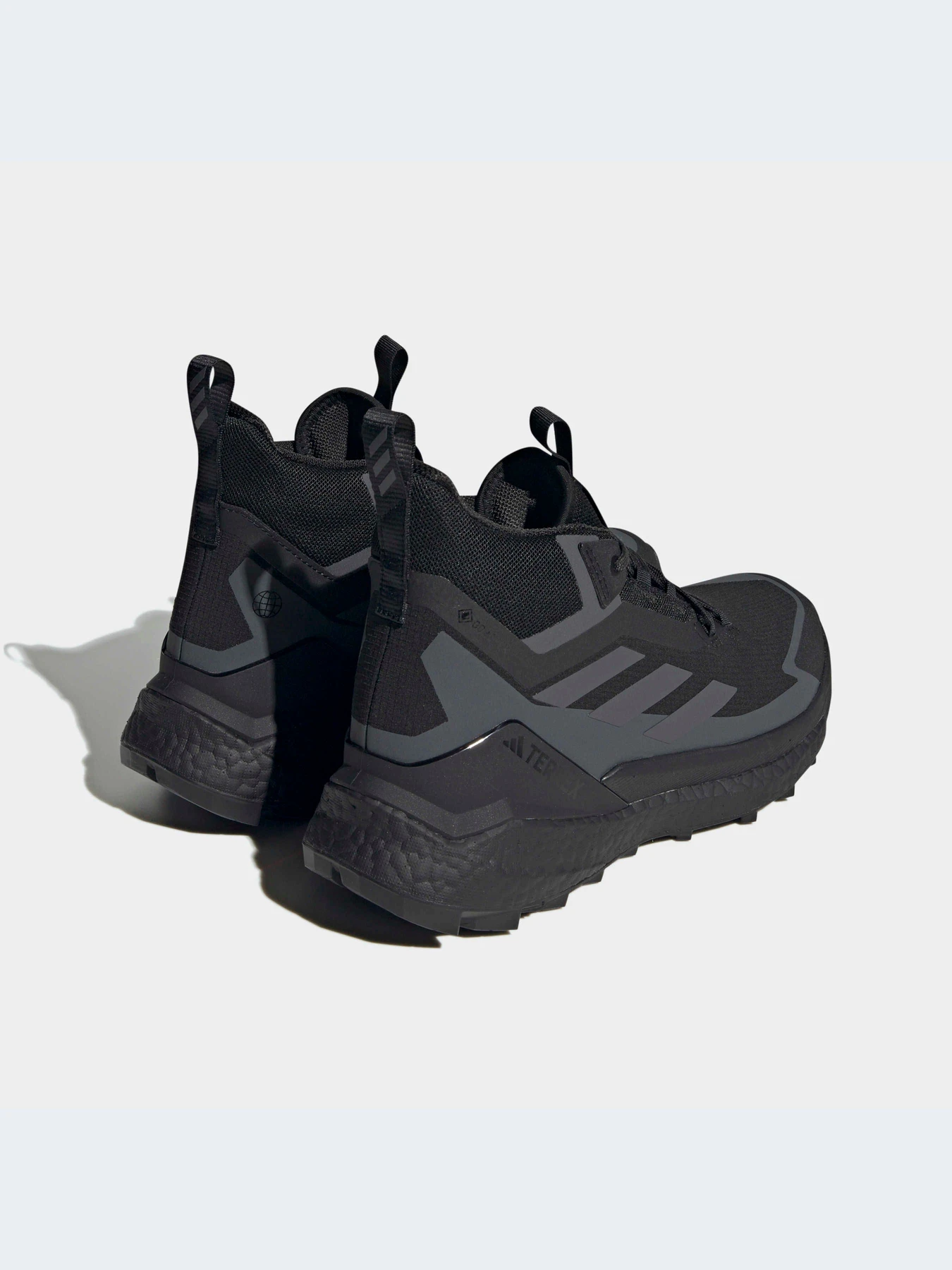 Ботинки и сапоги Adidas модель HQ8383-KZ Ботинки и сапоги Adidas модель HQ8383-KZ Фото