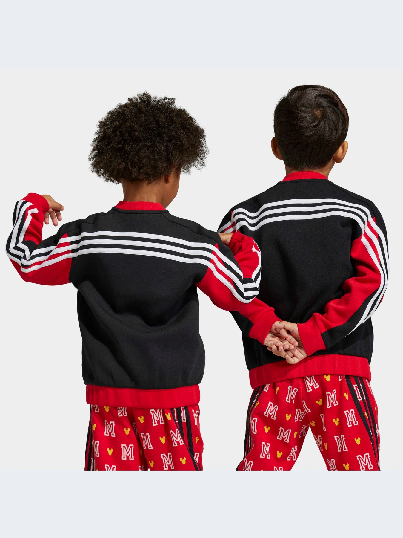 Худи и свитшоты Adidas Mickey and Friends модель HR9481-KZ Худи и свитшоты Adidas Mickey and Friends модель HR9481-KZ Фото