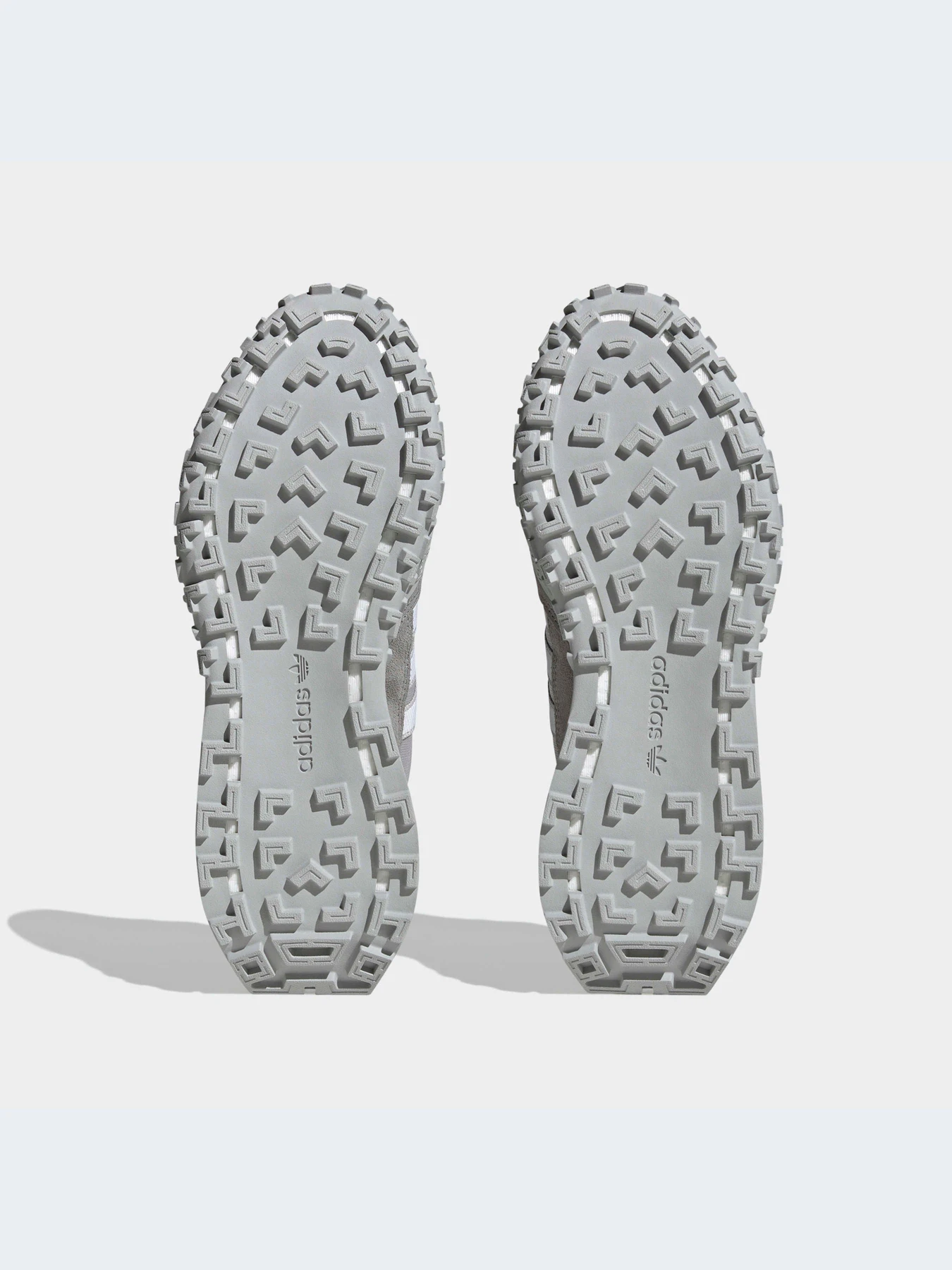 Кроссовки Adidas Retropy модель HQ1861-KZ Кроссовки Adidas Retropy модель HQ1861-KZ Фото