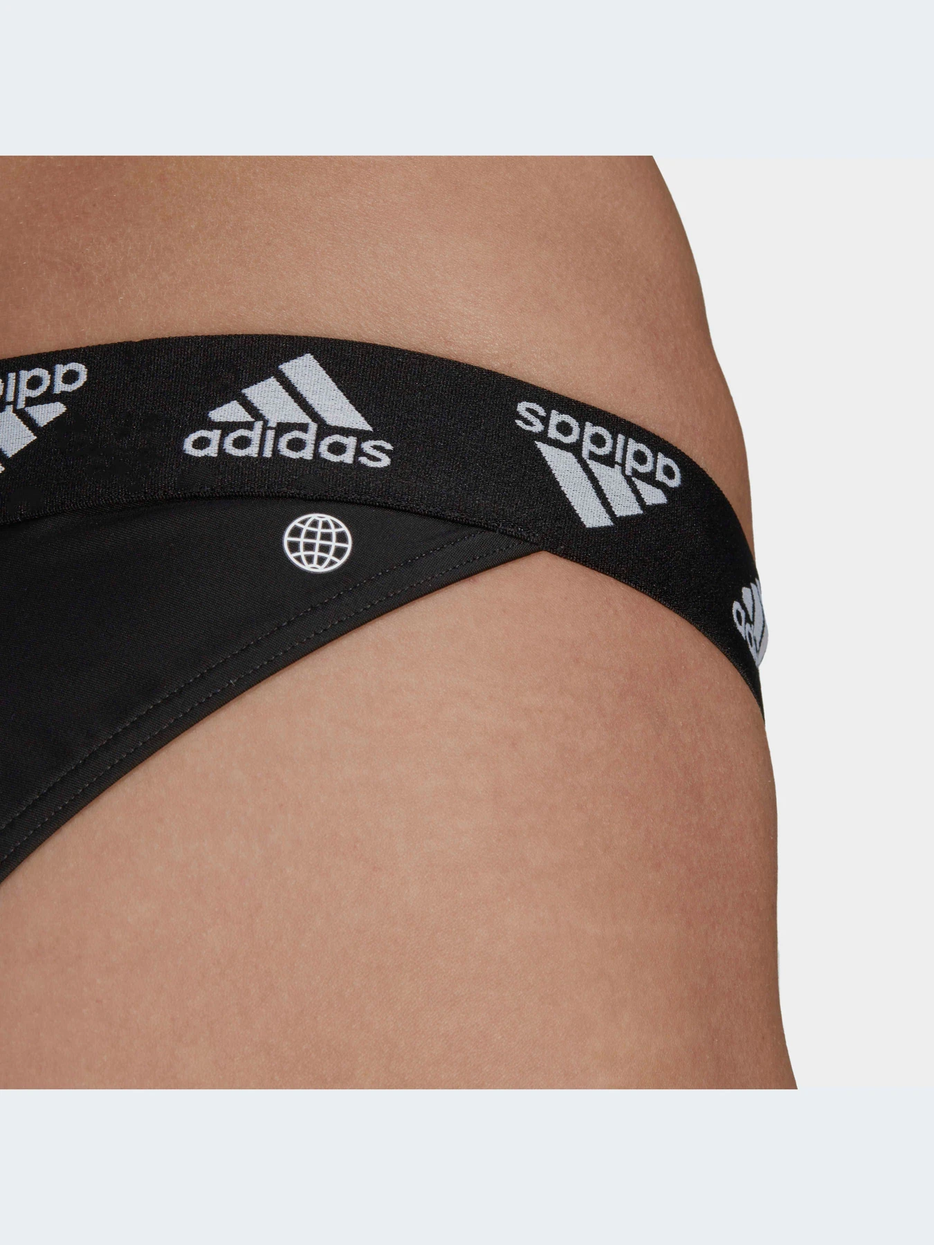 Одежда для пляжа Adidas модель HR4396-KZ Одежда для пляжа Adidas модель HR4396-KZ Фото