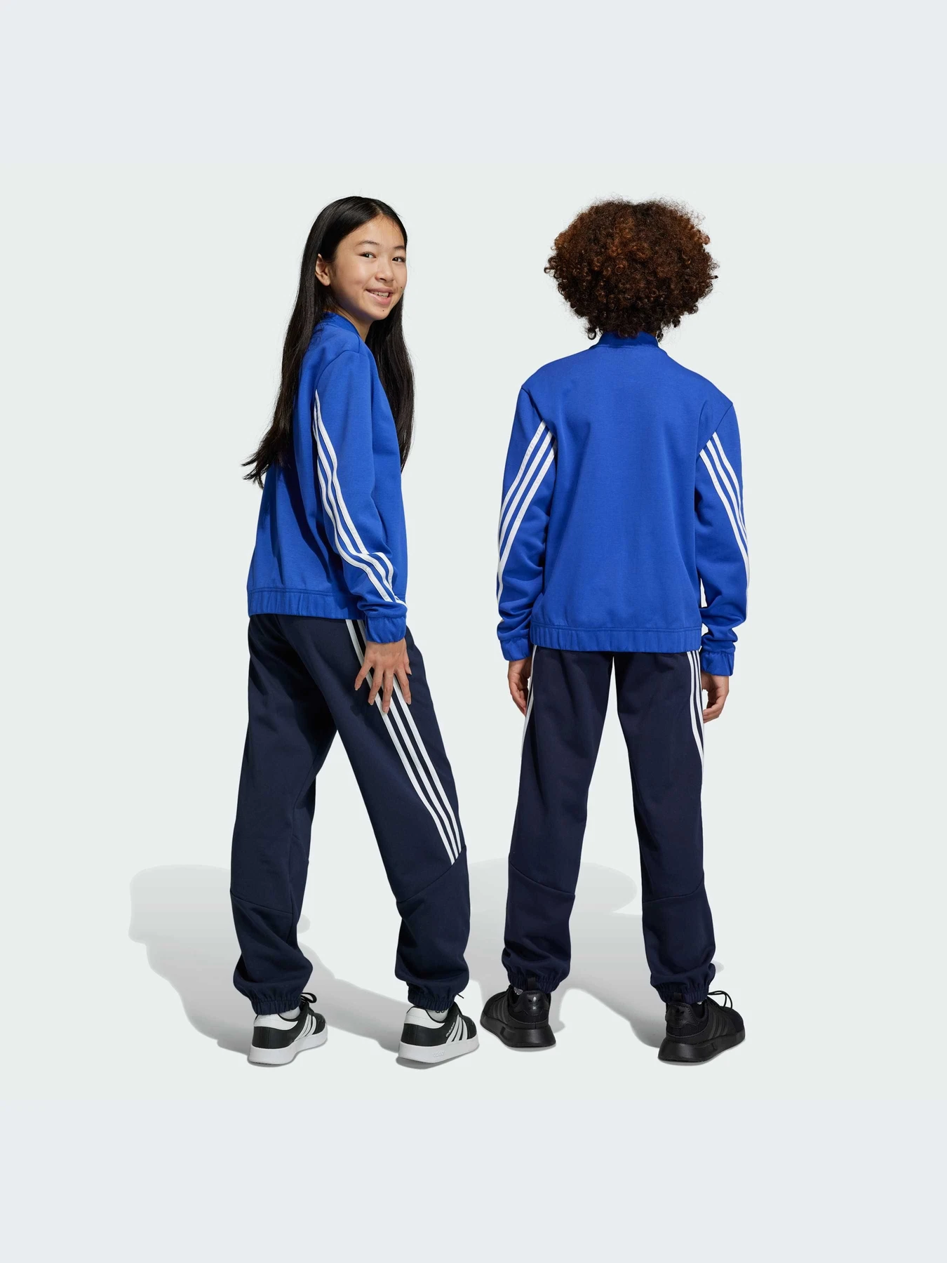 Костюмы Adidas модель HR6292-KZ Костюмы Adidas модель HR6292-KZ Фото