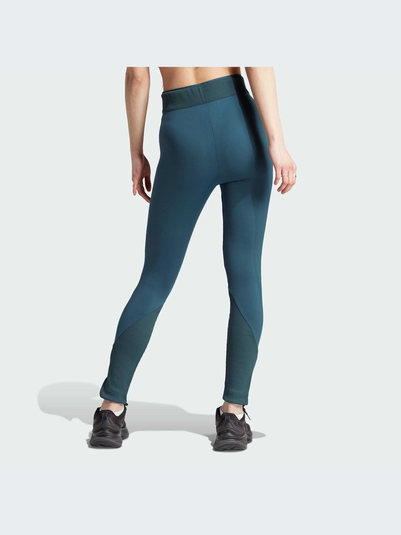 Брюки Adidas ZNE модель IM4941-KZ Брюки Adidas ZNE модель IM4941-KZ Фото