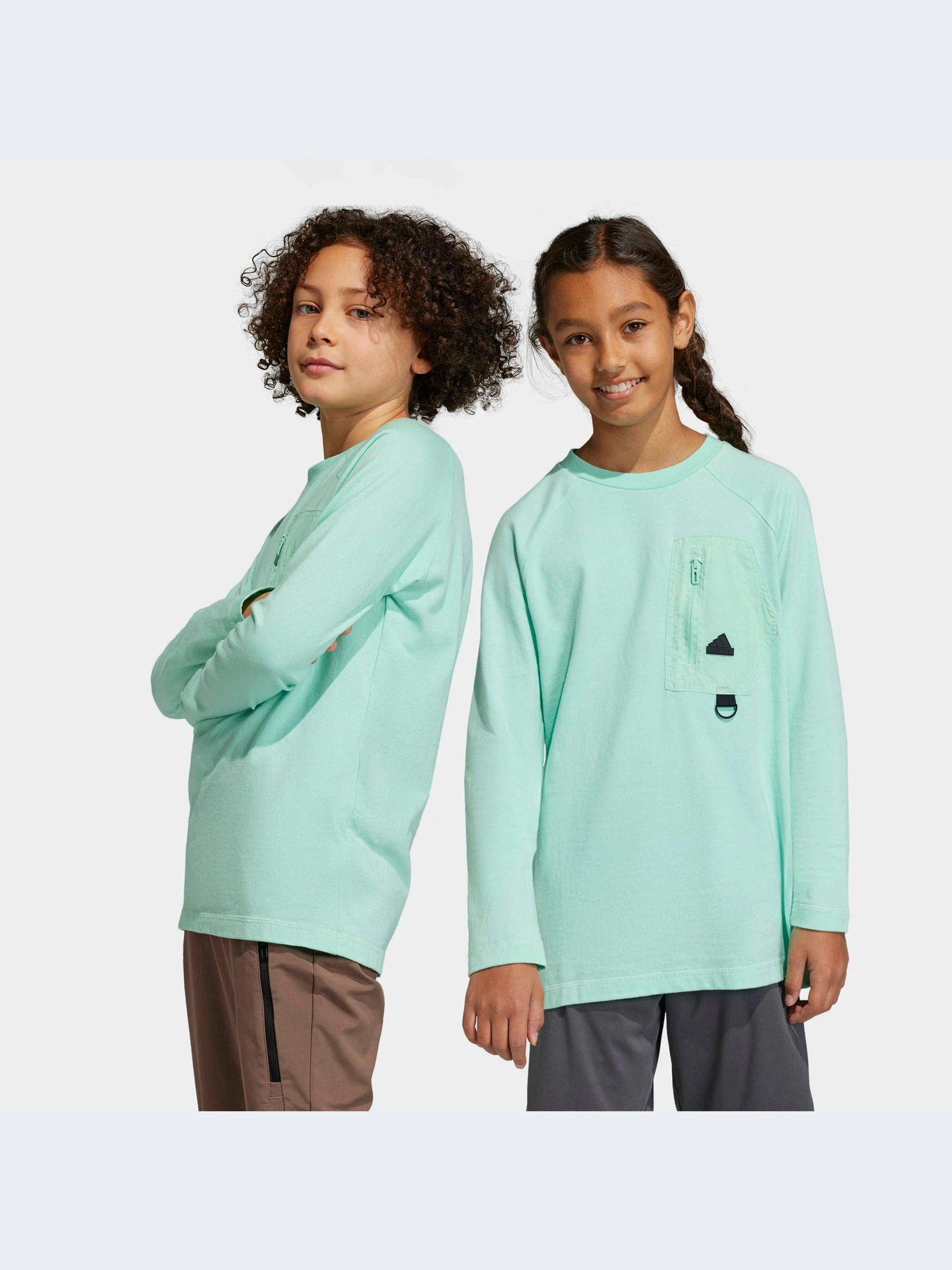 Худи и свитшоты Adidas модель HR6375-KZ Худи и свитшоты Adidas модель HR6375-KZ Фото