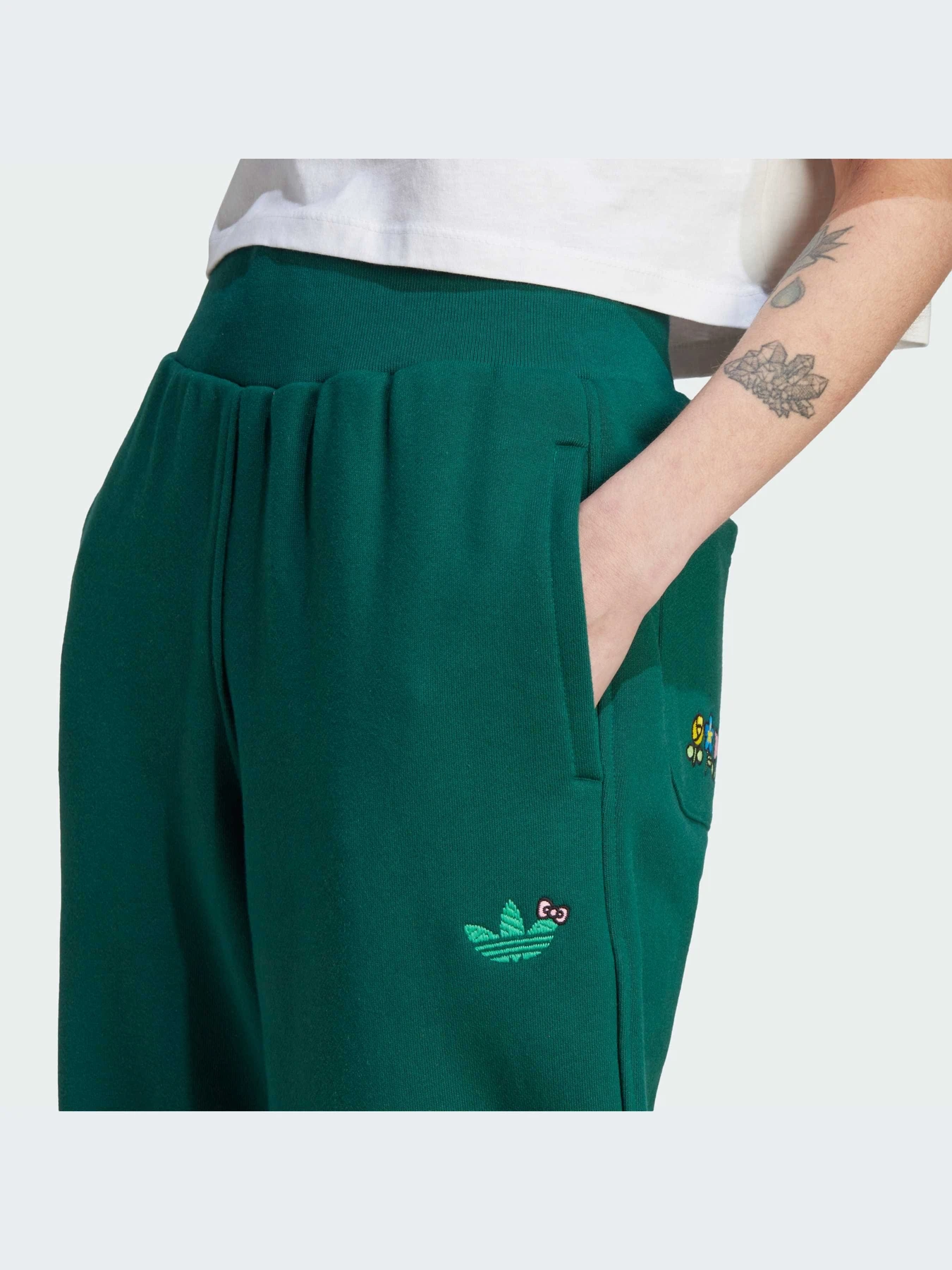 Брюки Adidas Graphics модель IK6568-KZ Брюки Adidas Graphics модель IK6568-KZ Фото
