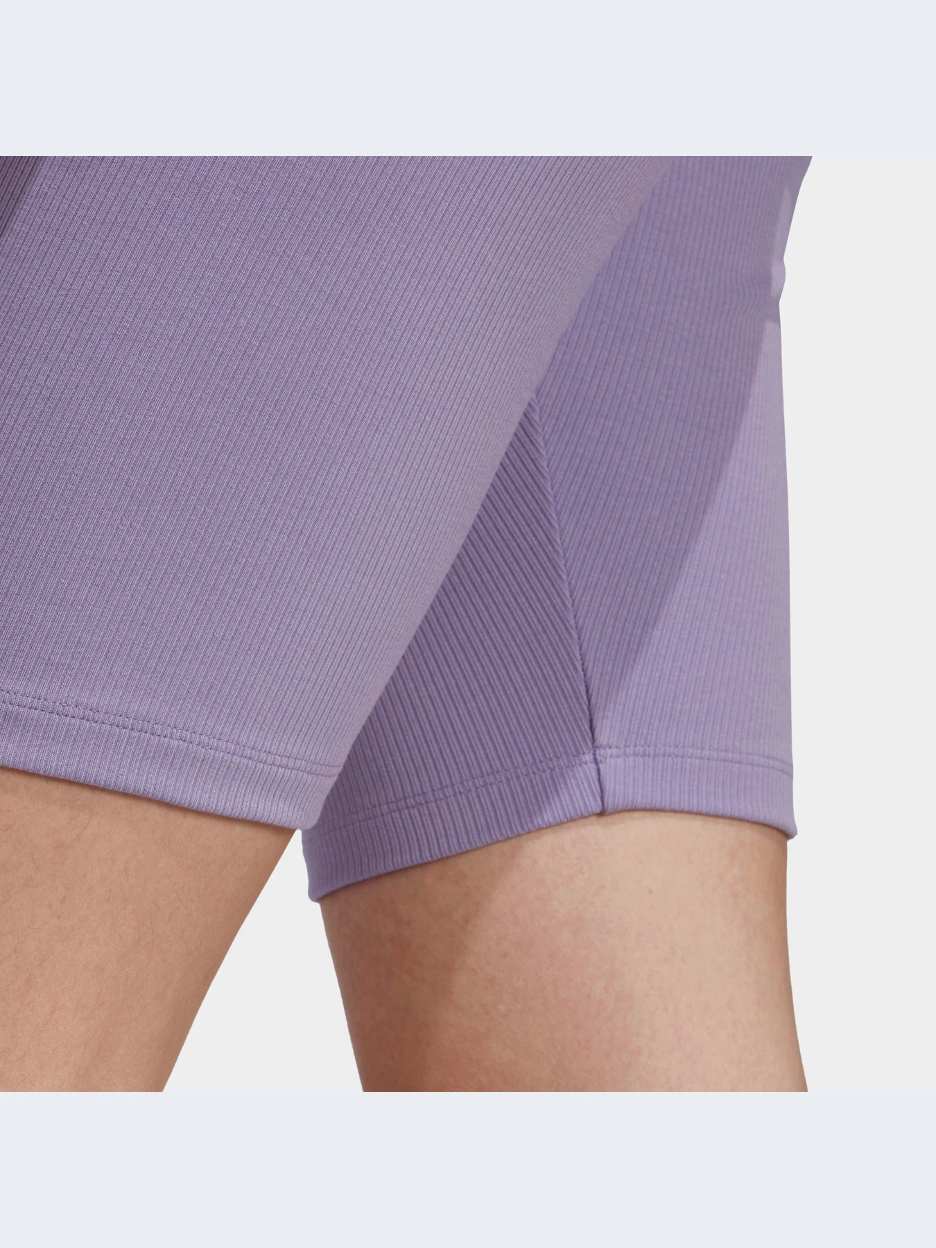 Шорты Adidas Adicolor модель HZ7260-KZ Шорты Adidas Adicolor модель HZ7260-KZ Фото