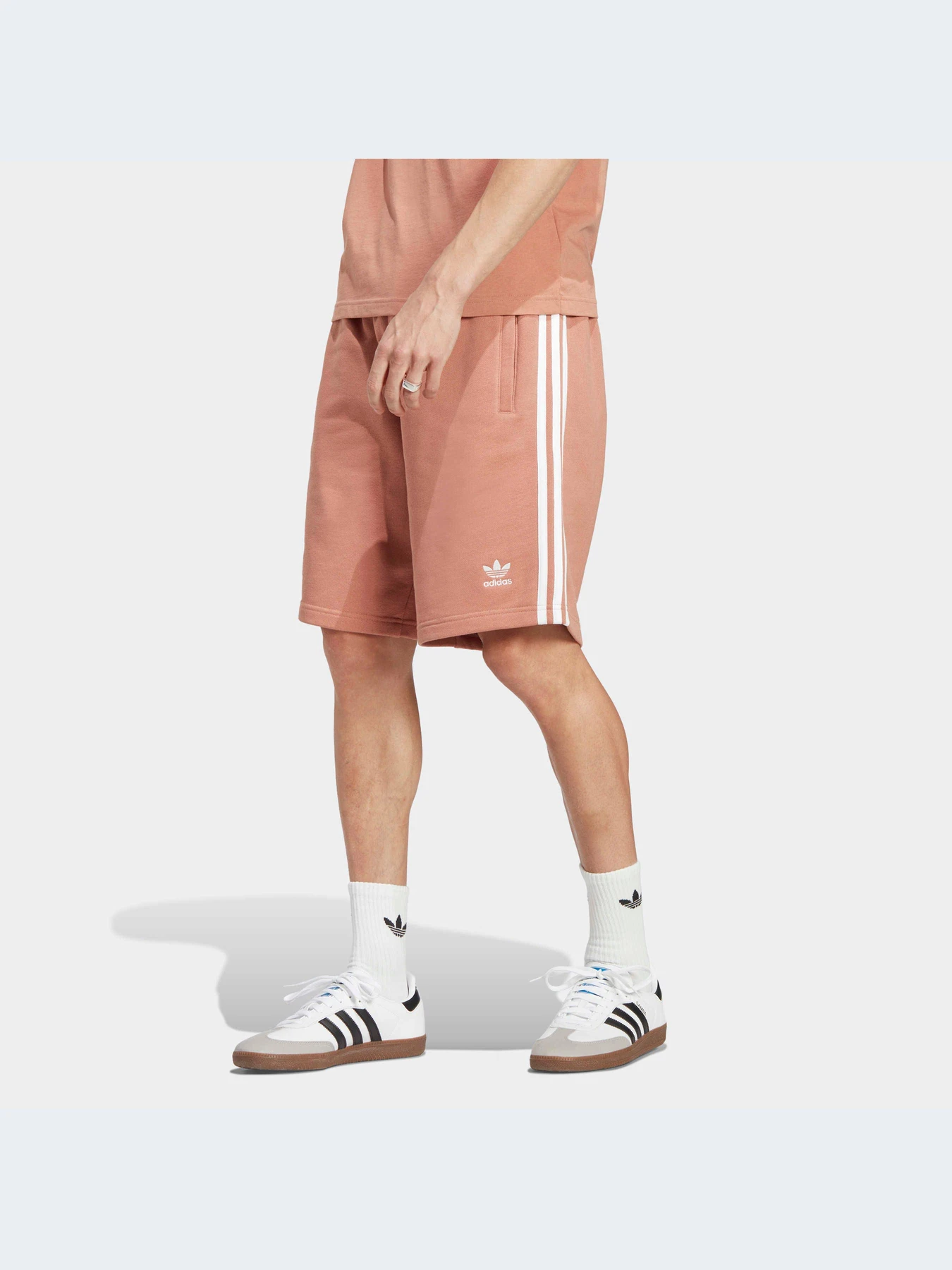 Шорты Adidas Adicolor модель IA6353-KZ Шорты Adidas Adicolor модель IA6353-KZ Фото