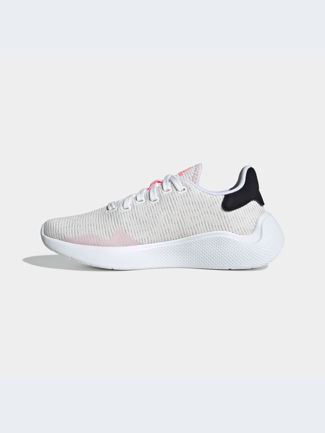 Кроссовки Adidas модель HP9879-KZ Кроссовки Adidas модель HP9879-KZ Фото