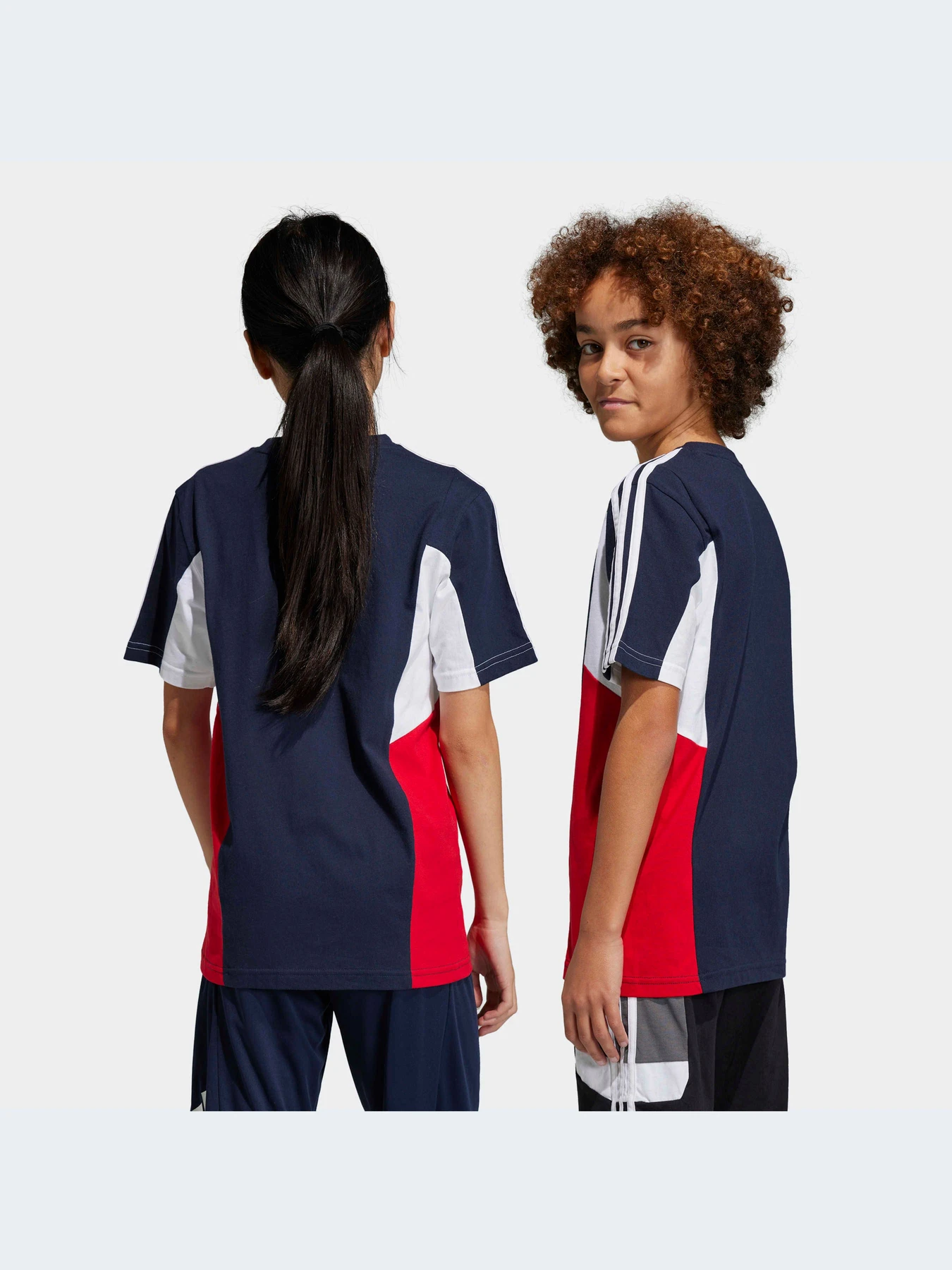Футболки и поло Adidas модель HR6358-KZ Футболки и поло Adidas модель HR6358-KZ Фото
