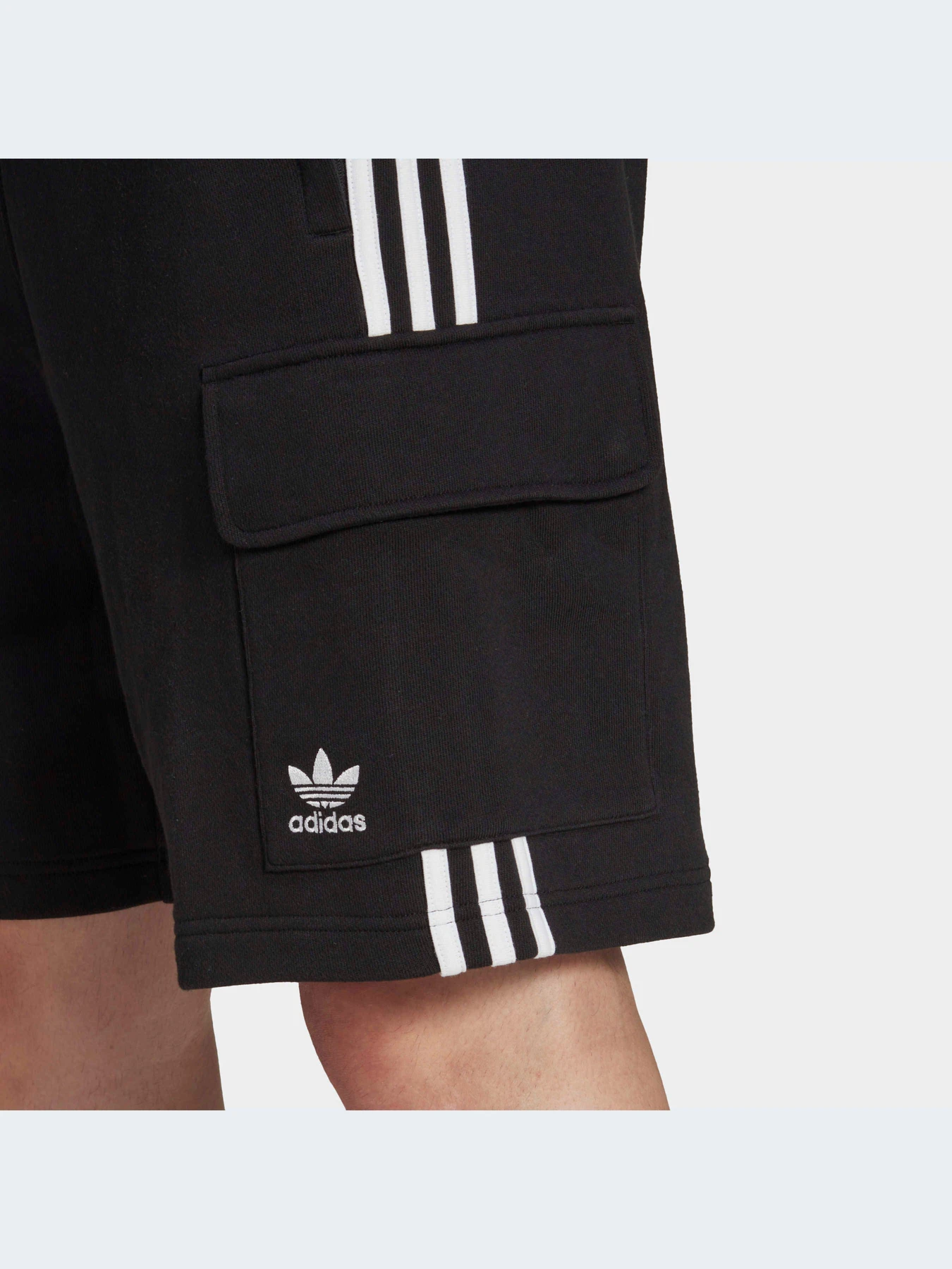 Шорты Adidas Adicolor модель IA6334-KZ Шорты Adidas Adicolor модель IA6334-KZ Фото