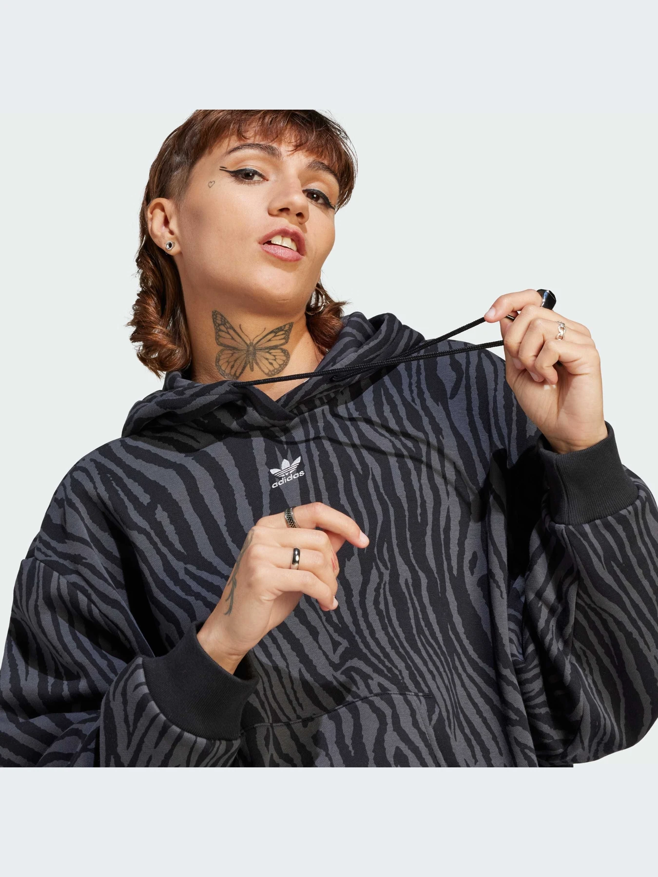 Худи и свитшоты Adidas Graphics модель IJ5604-KZ Худи и свитшоты Adidas Graphics модель IJ5604-KZ Фото