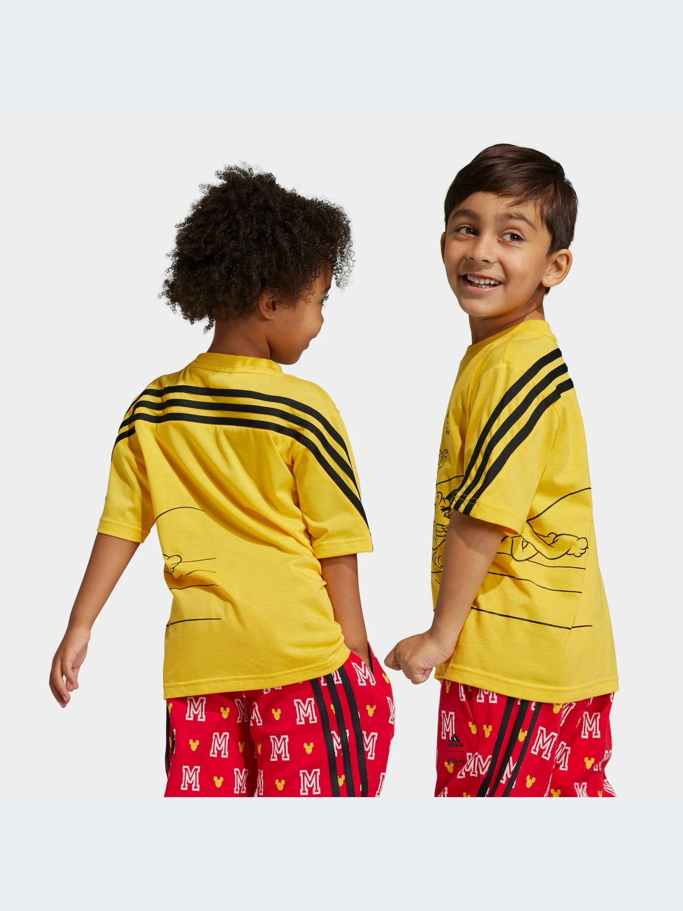 Футболки и поло Adidas модель HR9494-KZ Футболки и поло Adidas модель HR9494-KZ Фото