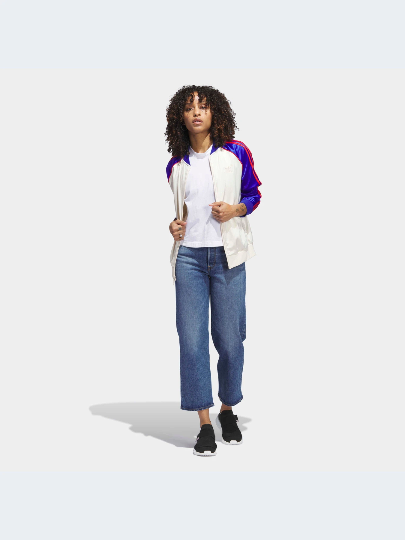 Худи и свитшоты Adidas Adicolor модель IC5226-KZ Худи и свитшоты Adidas Adicolor модель IC5226-KZ Фото