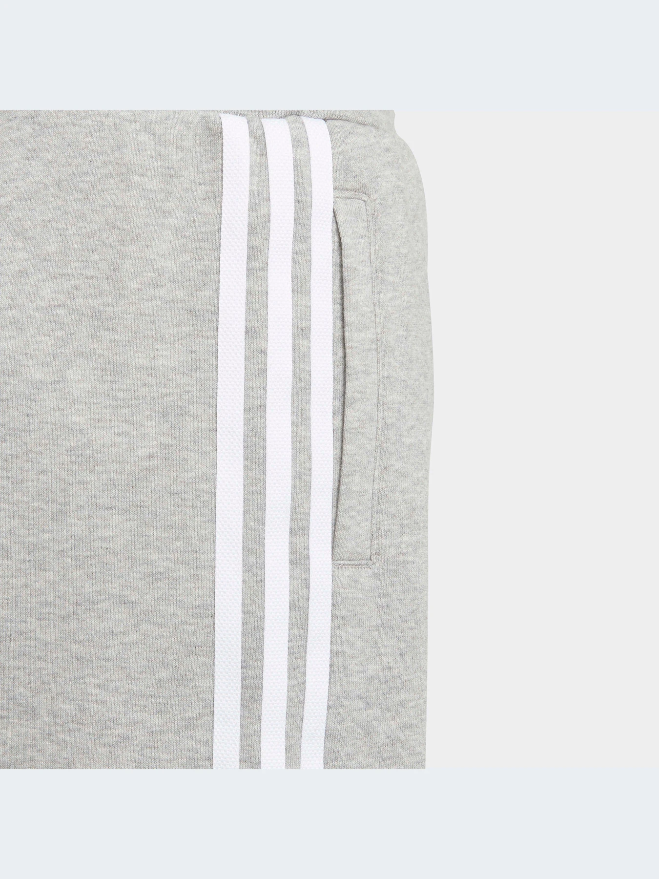 Шорты Adidas Adicolor модель H32343-KZ Шорты Adidas Adicolor модель H32343-KZ Фото