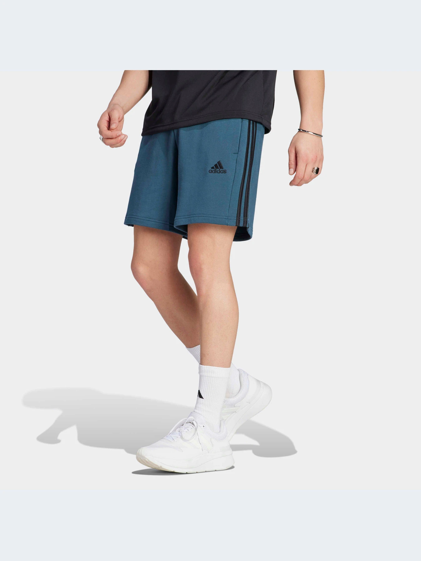 Шорты Adidas модель IJ8706-KZ Шорты Adidas модель IJ8706-KZ Фото