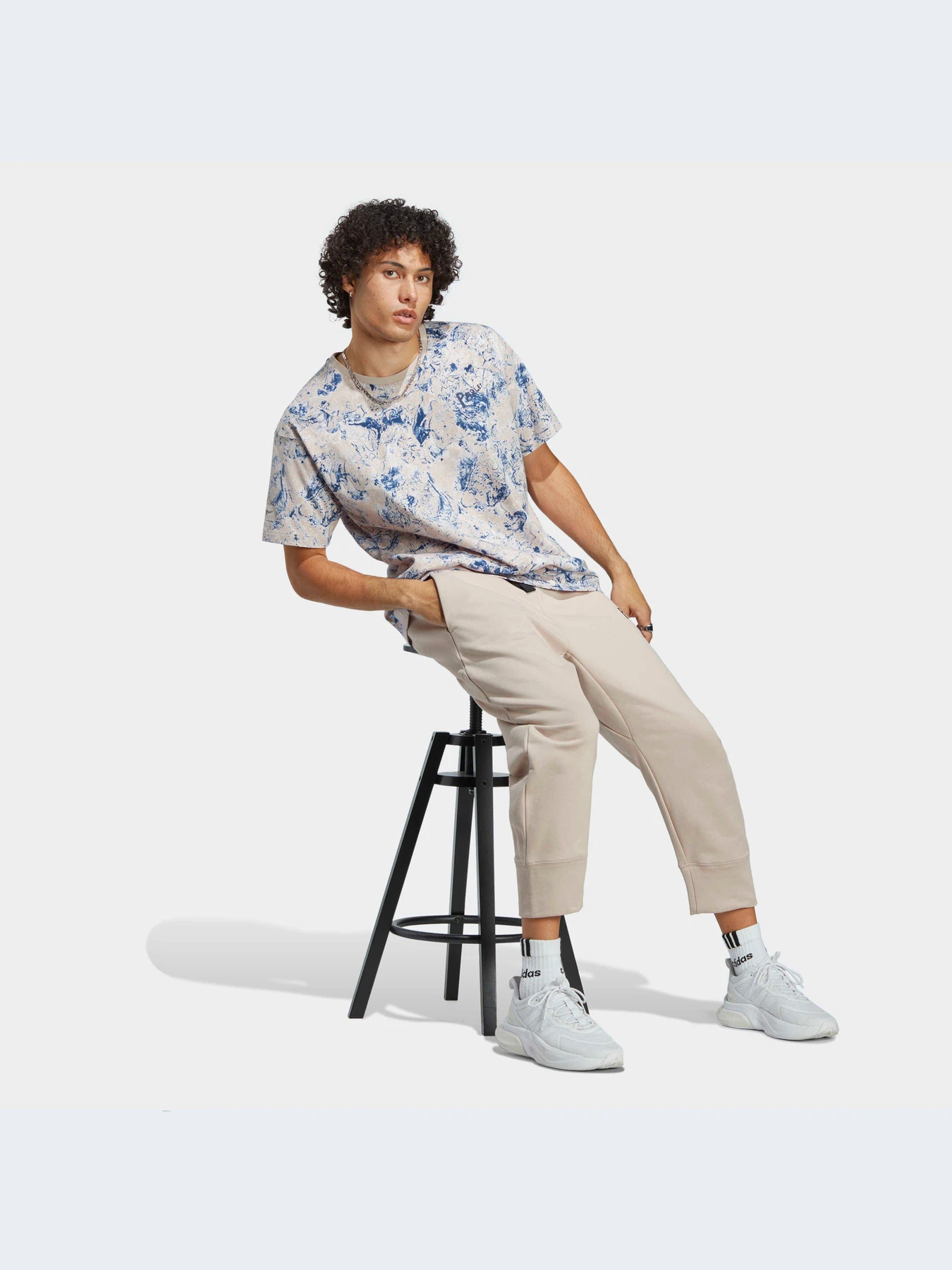 Спортивная одежда Adidas модель HR6976-KZ Спортивная одежда Adidas модель HR6976-KZ Фото