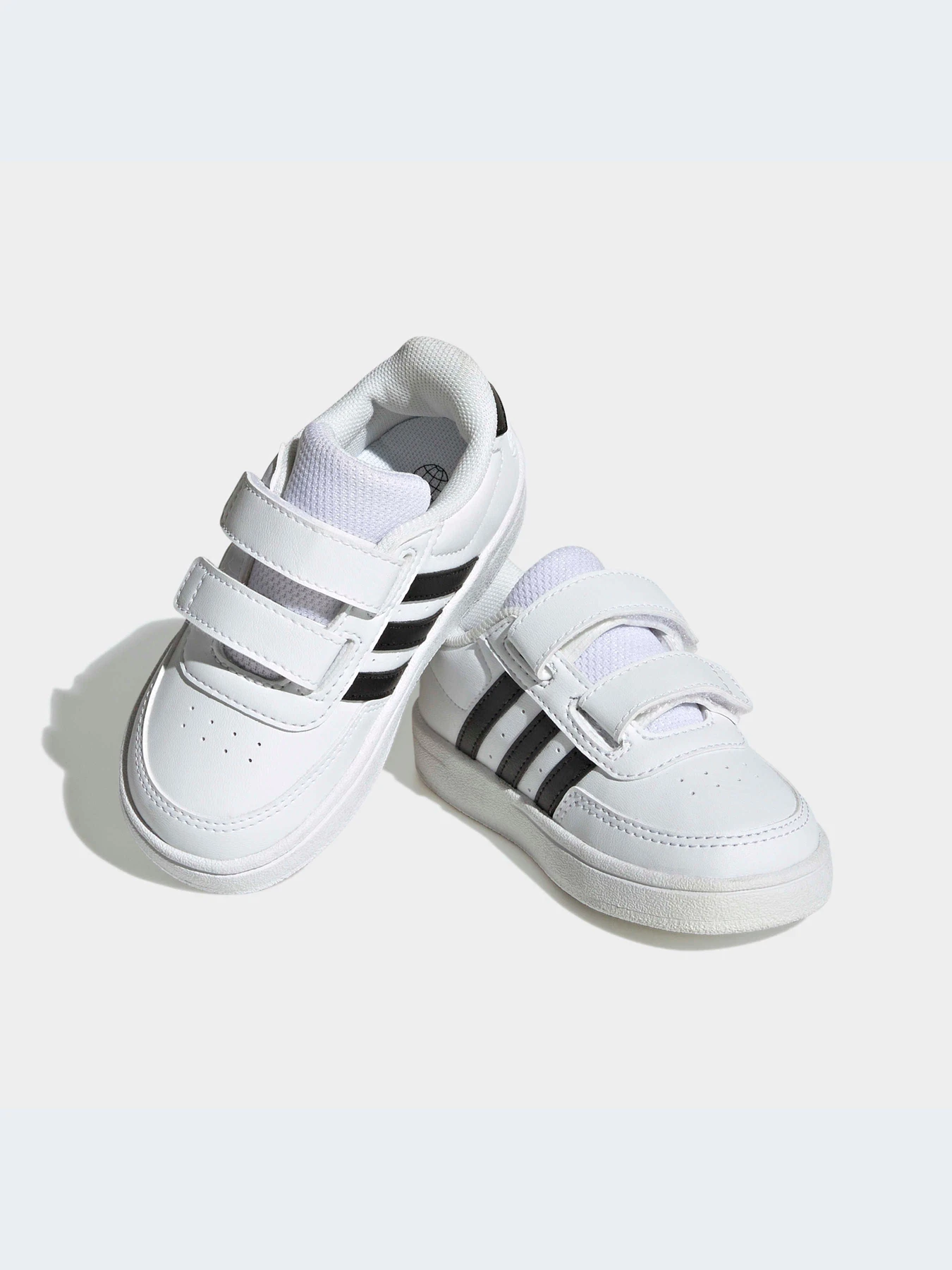 Кроссовки Adidas модель HP8970-KZ Кроссовки Adidas модель HP8970-KZ Фото