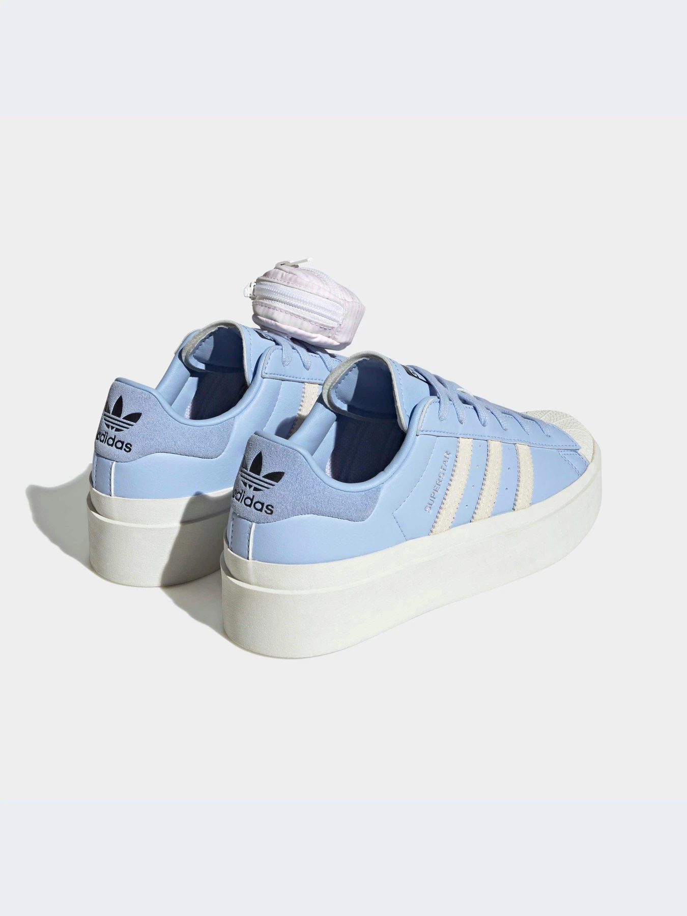 Кроссовки Adidas Superstar модель HQ9841-KZ Кроссовки Adidas Superstar модель HQ9841-KZ Фото