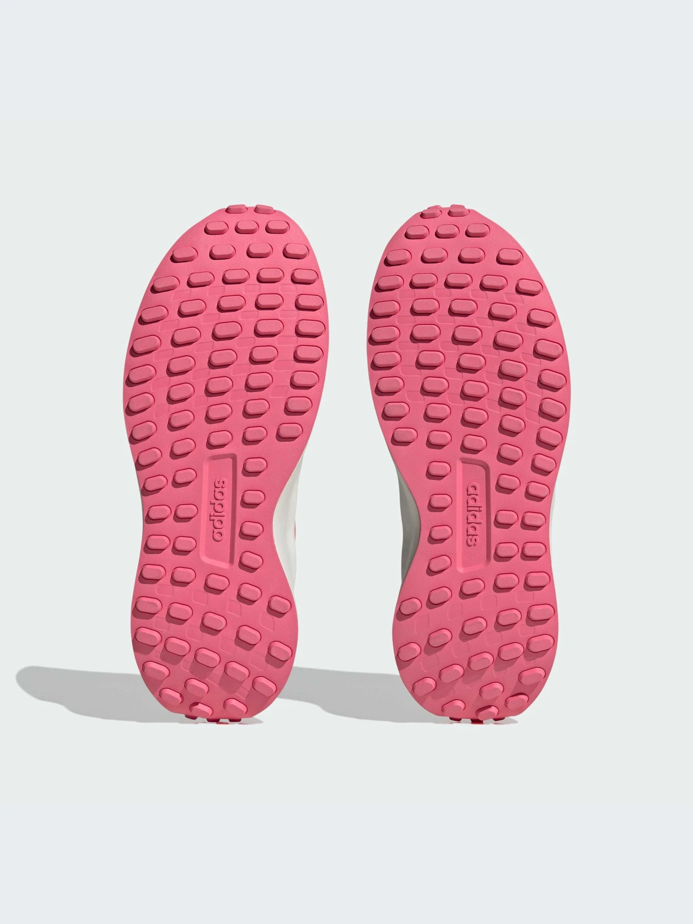 Кроссовки Adidas модель ID1912-KZ Кроссовки Adidas модель ID1912-KZ Фото