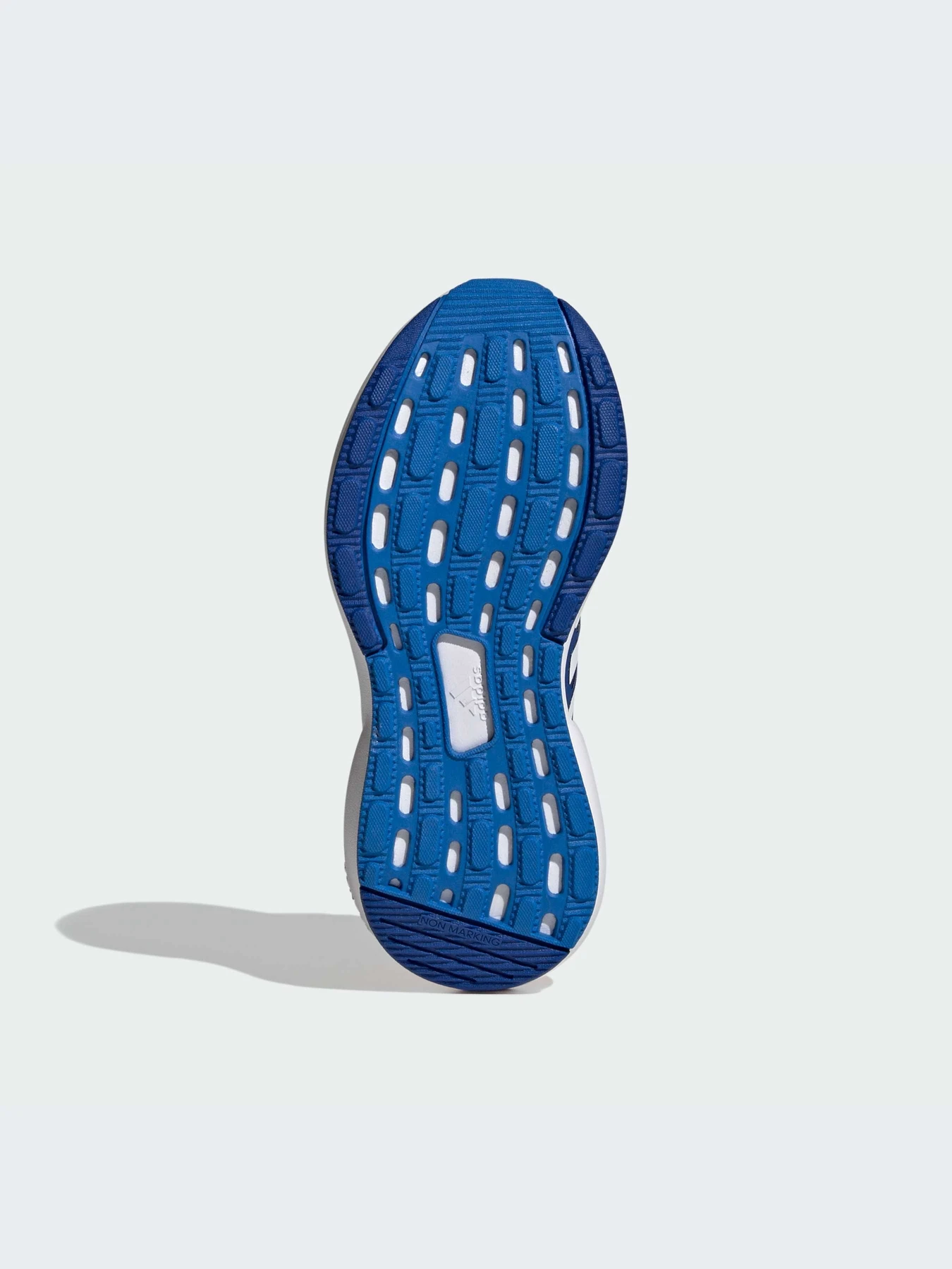Кроссовки Adidas модель IE4543-KZ Кроссовки Adidas модель IE4543-KZ Фото