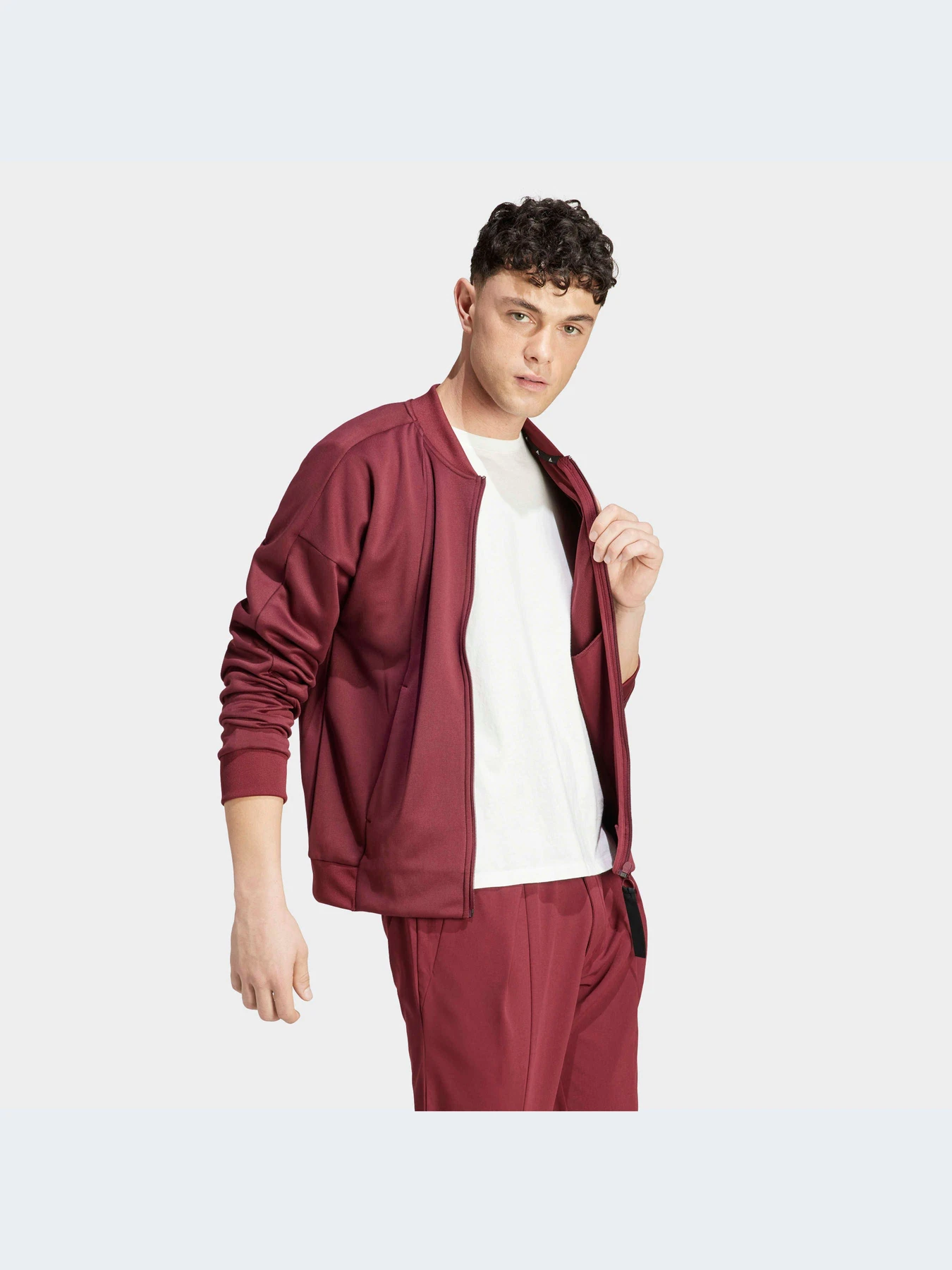 Худи и свитшоты Adidas модель IC6706-KZ Худи и свитшоты Adidas модель IC6706-KZ Фото