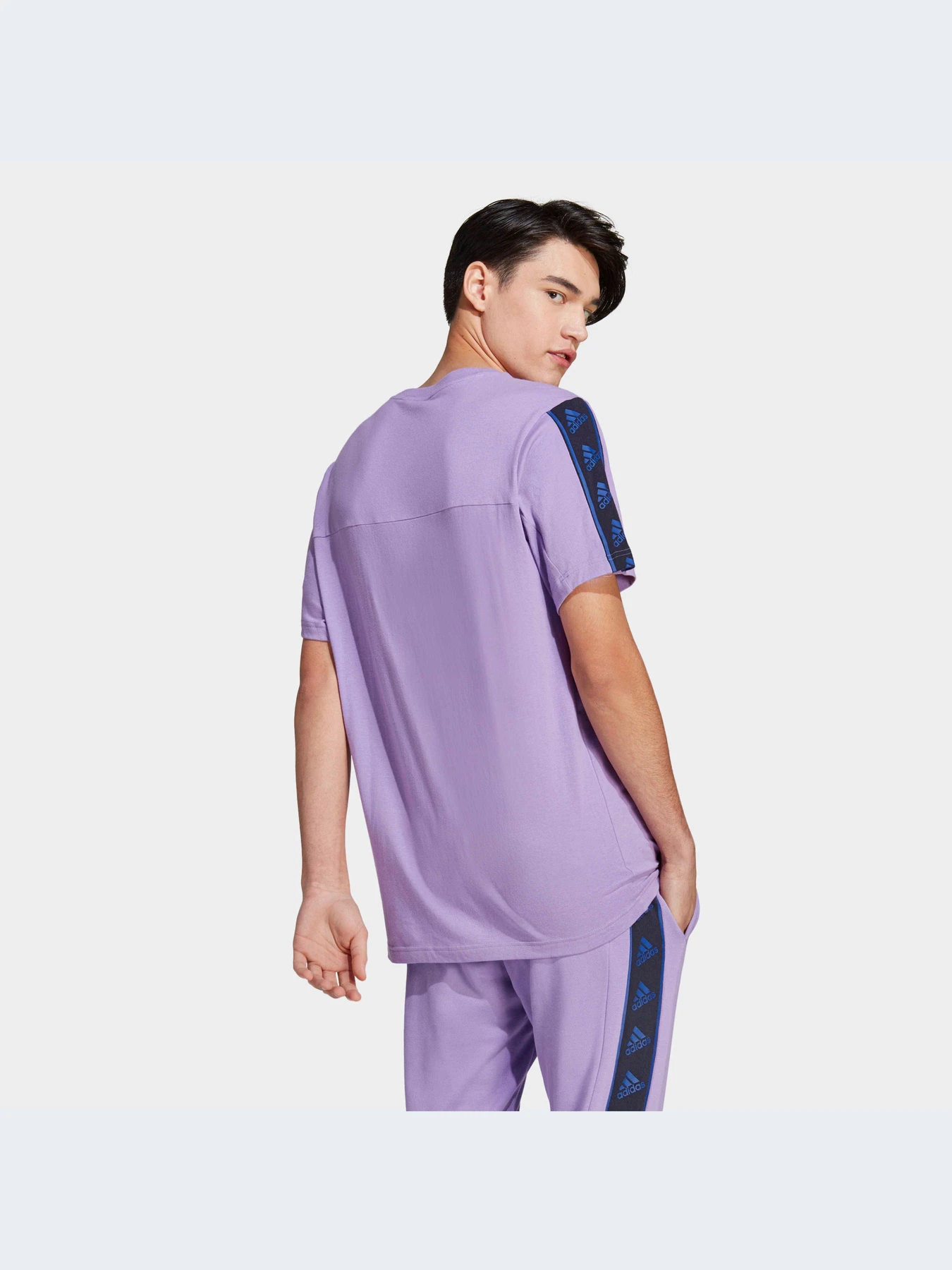 Футболки и поло Adidas модель IC6805-KZ Футболки и поло Adidas модель IC6805-KZ Фото