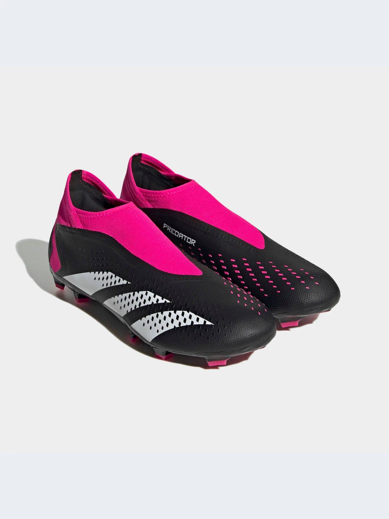 Кроссовки Adidas Predator модель GW4597-KZ Кроссовки Adidas Predator модель GW4597-KZ Фото