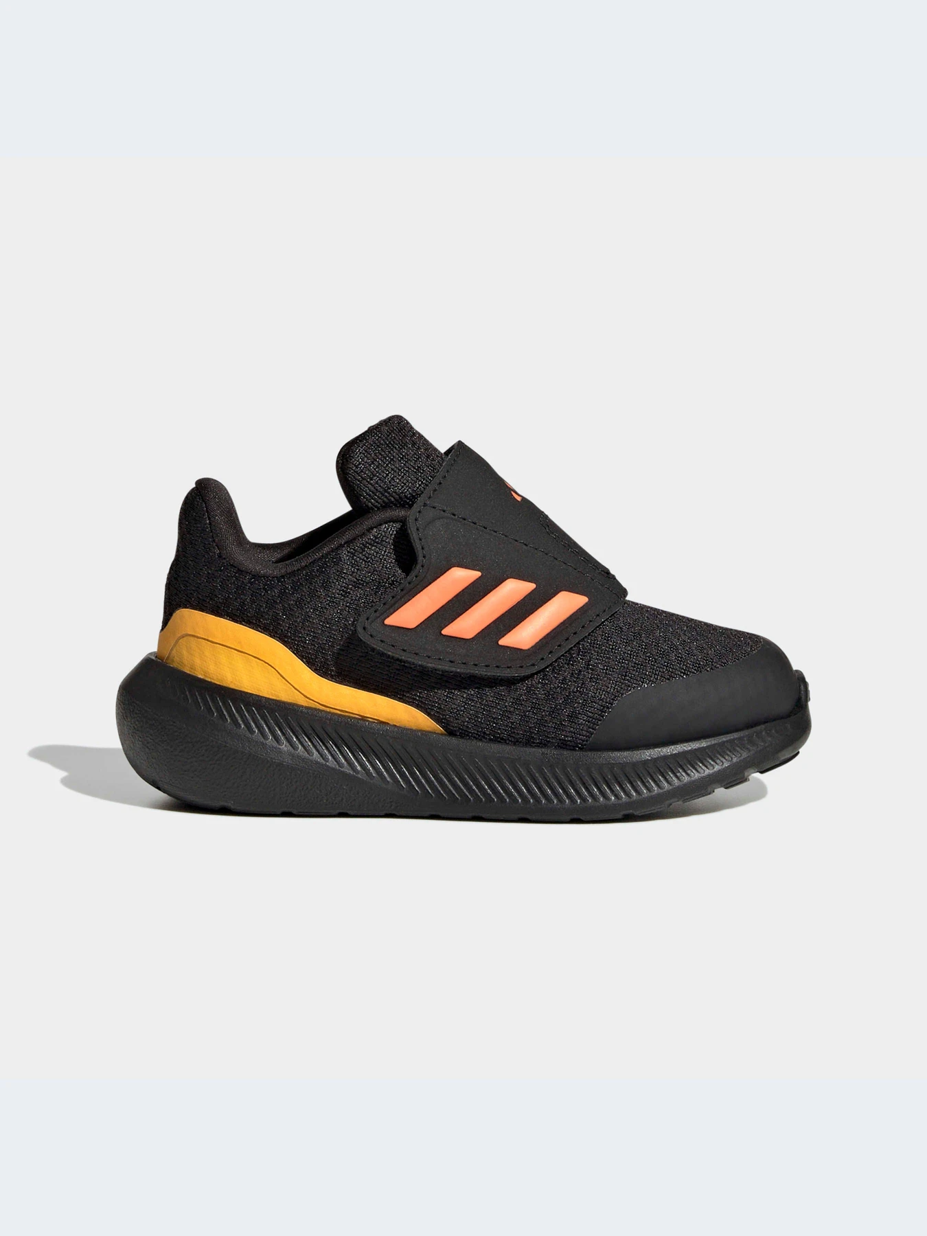 Кроссовки Adidas модель HP5861-KZ Кроссовки Adidas модель HP5861-KZ Фото