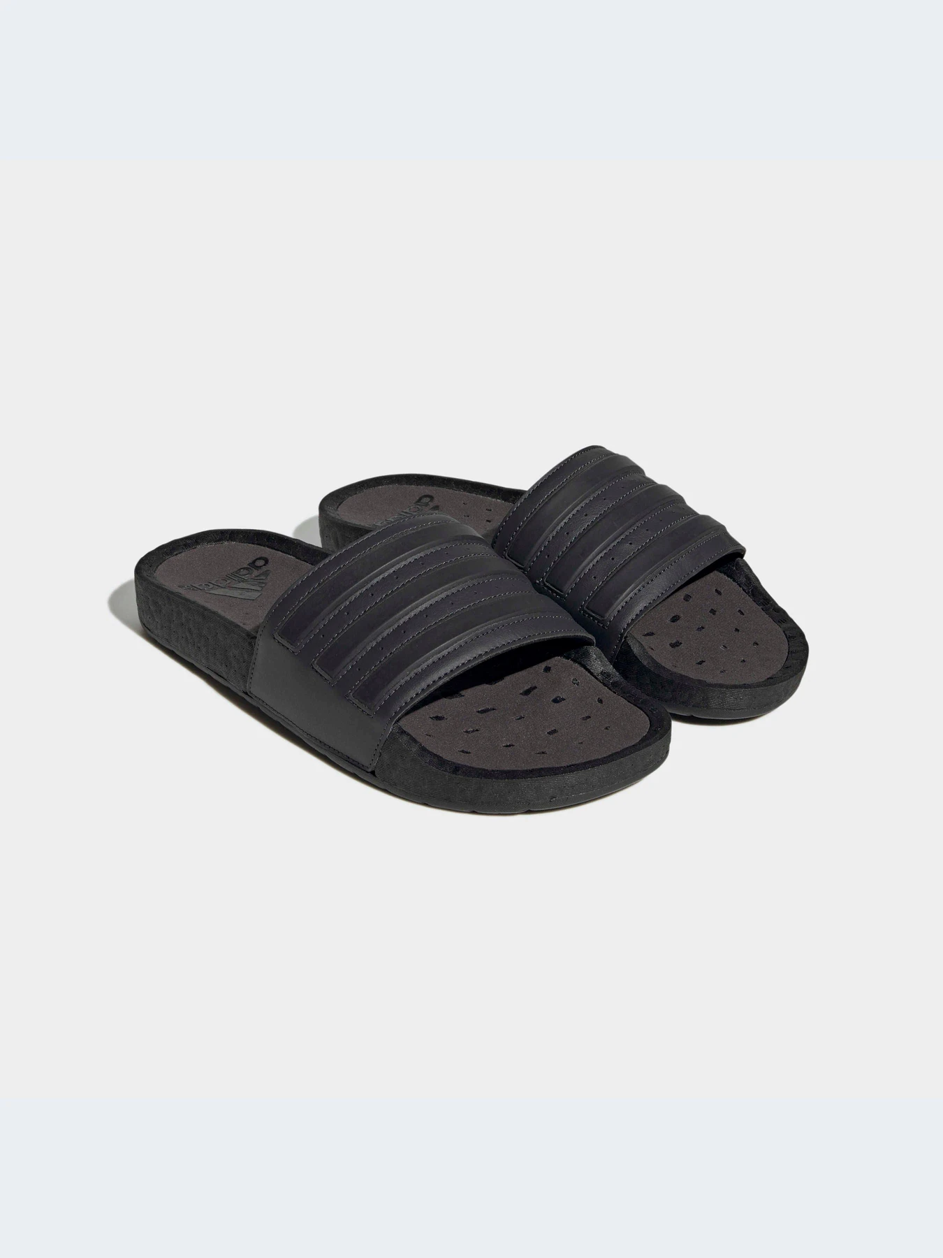 Шлёпанцы Adidas Adilette модель GX4285-KZ Шлёпанцы Adidas Adilette модель GX4285-KZ Фото