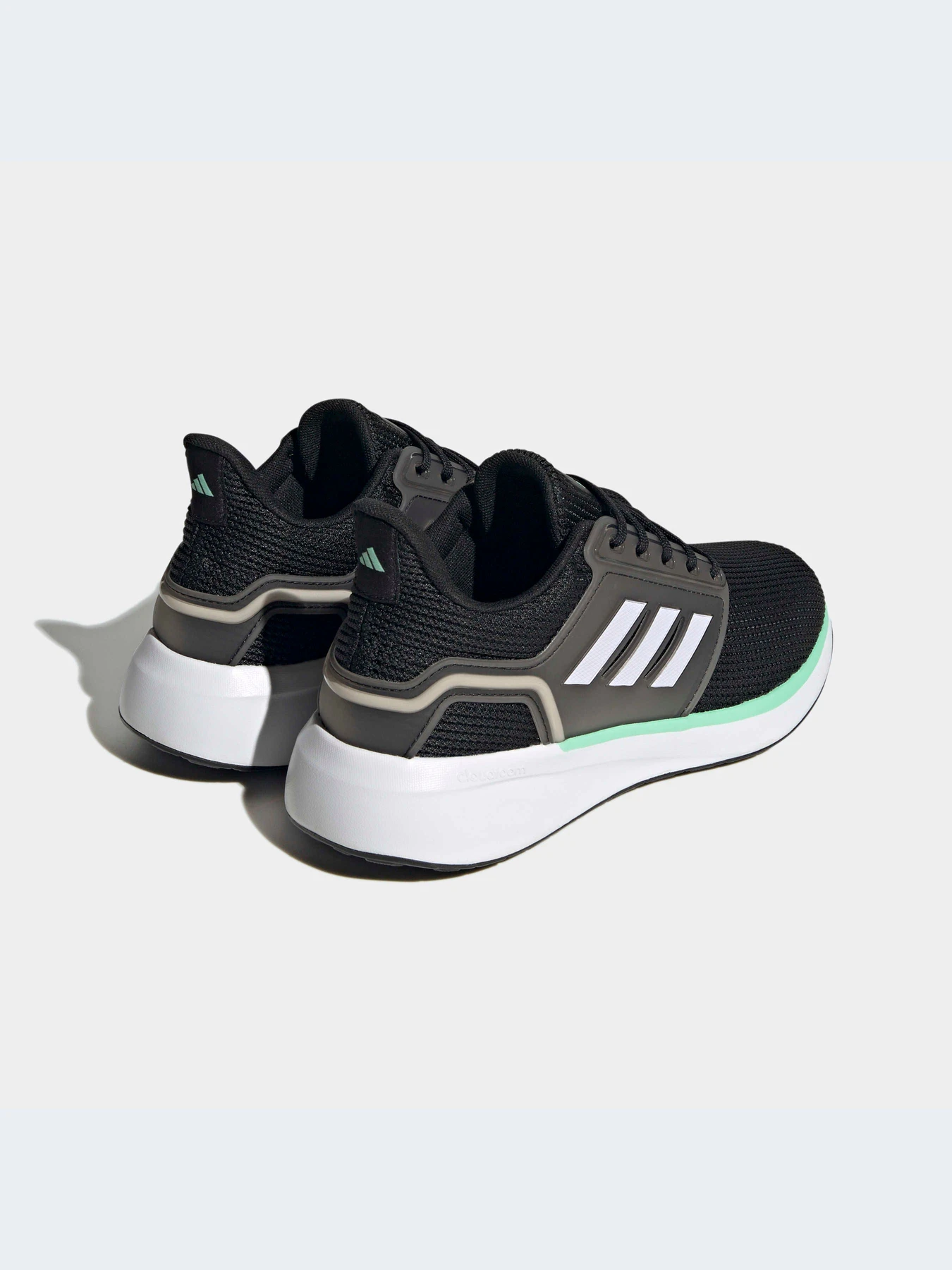 Кроссовки Adidas модель HP2401-KZ Кроссовки Adidas модель HP2401-KZ Фото