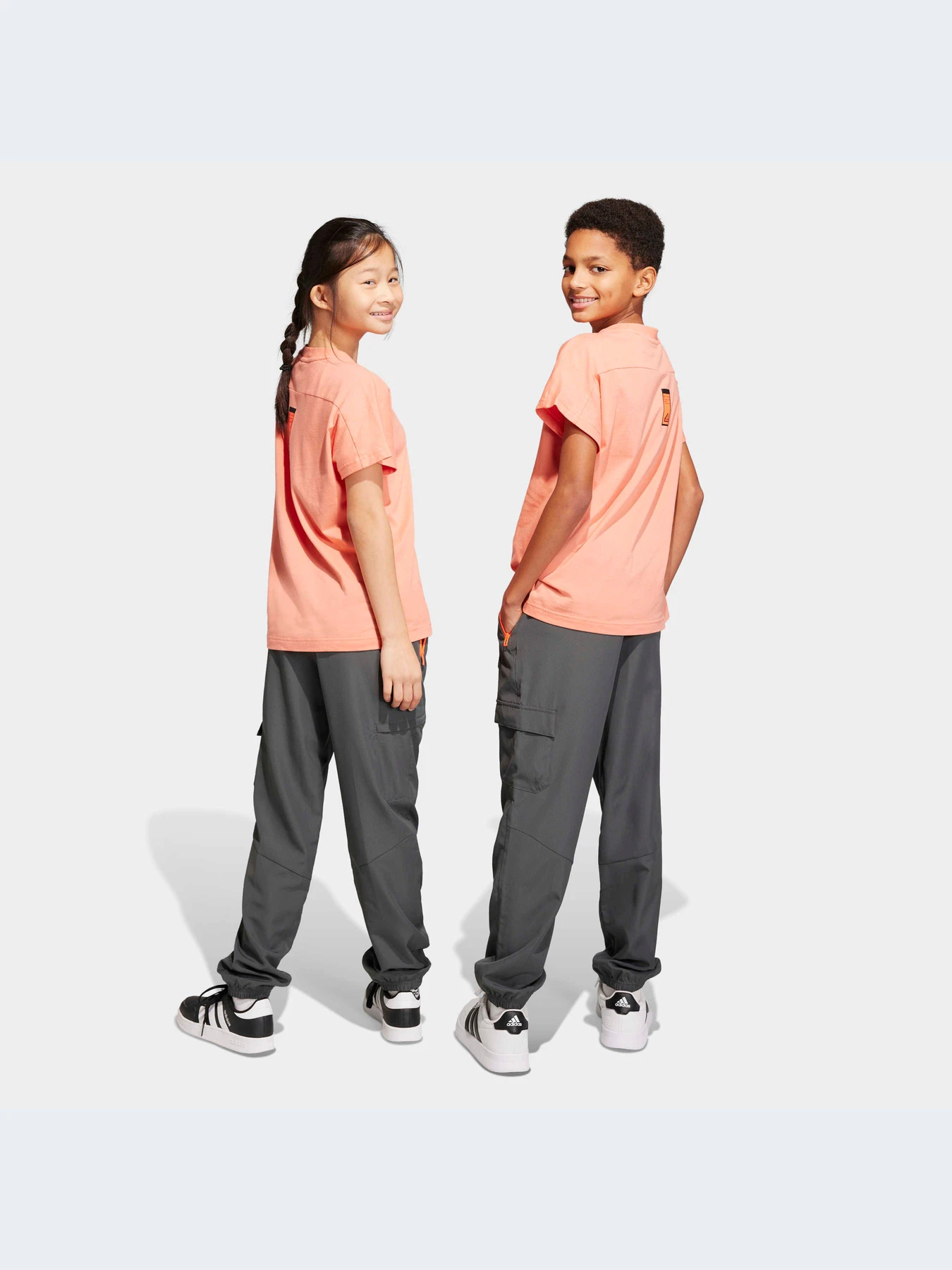 Брюки Adidas модель HR6274-KZ Брюки Adidas модель HR6274-KZ Фото