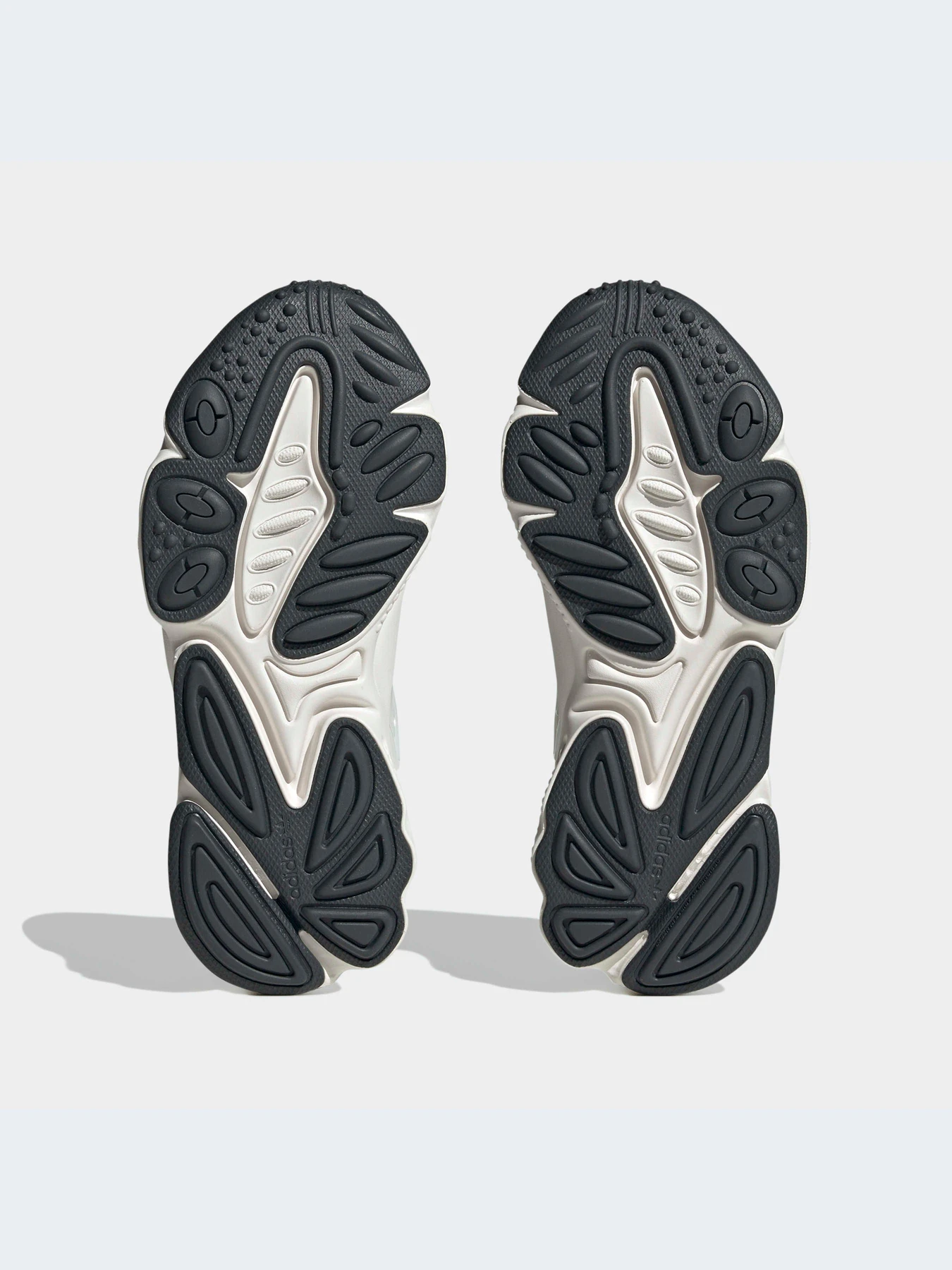 Кроссовки Adidas модель HR0266-KZ Кроссовки Adidas модель HR0266-KZ Фото