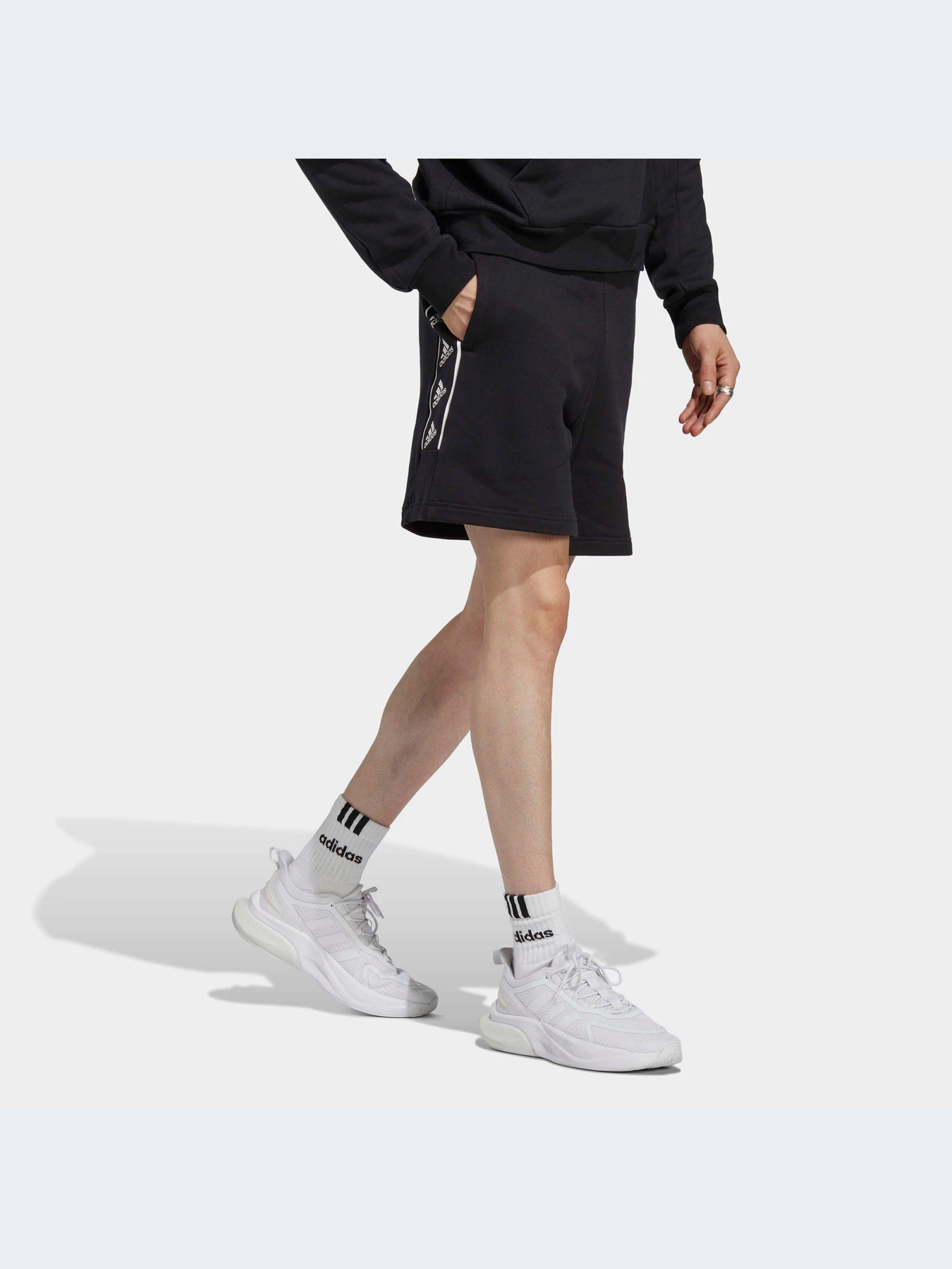 Шорты Adidas модель IC6815-KZ Шорты Adidas модель IC6815-KZ Фото