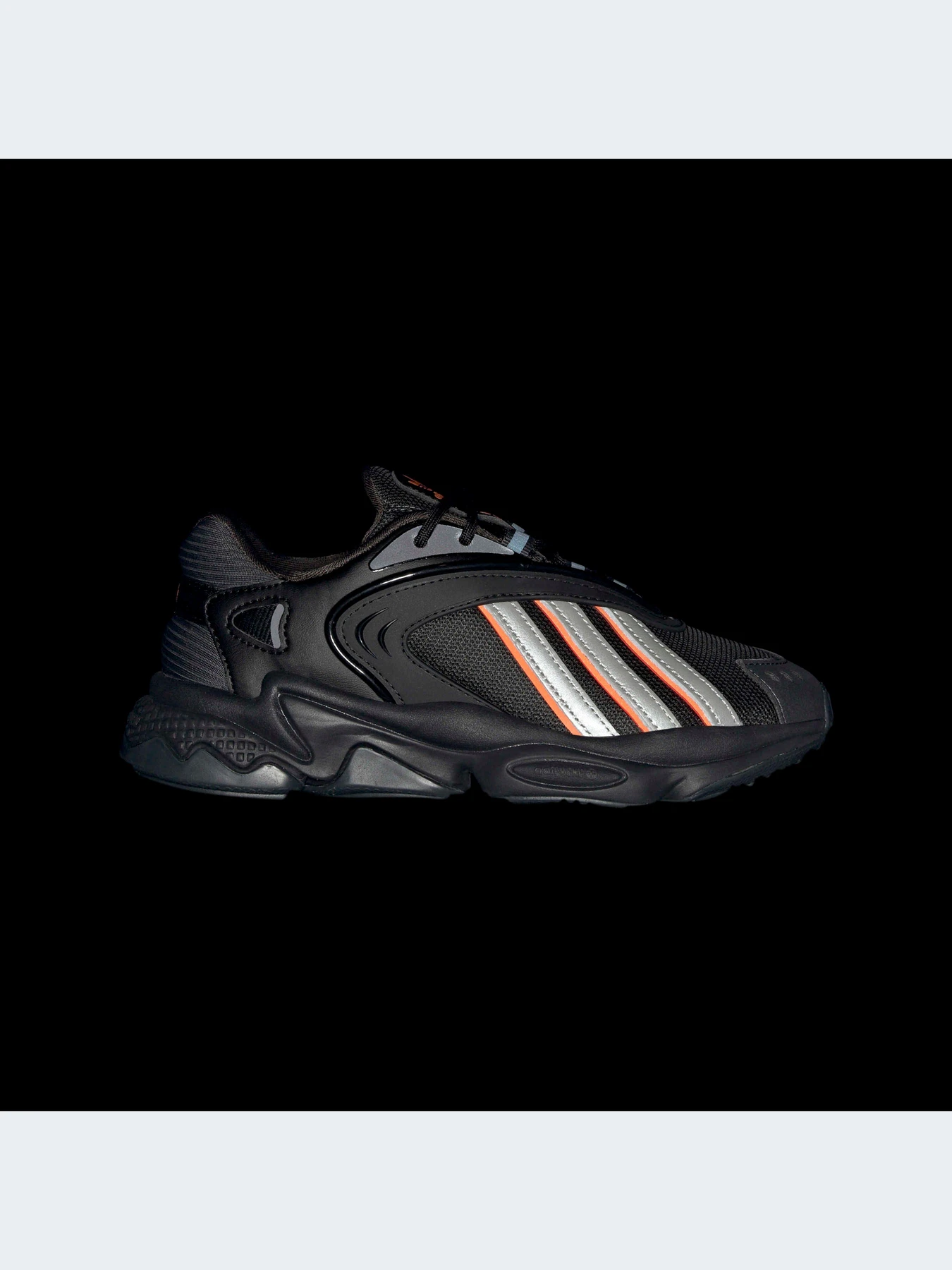Кроссовки Adidas модель HR0265-KZ Кроссовки Adidas модель HR0265-KZ Фото