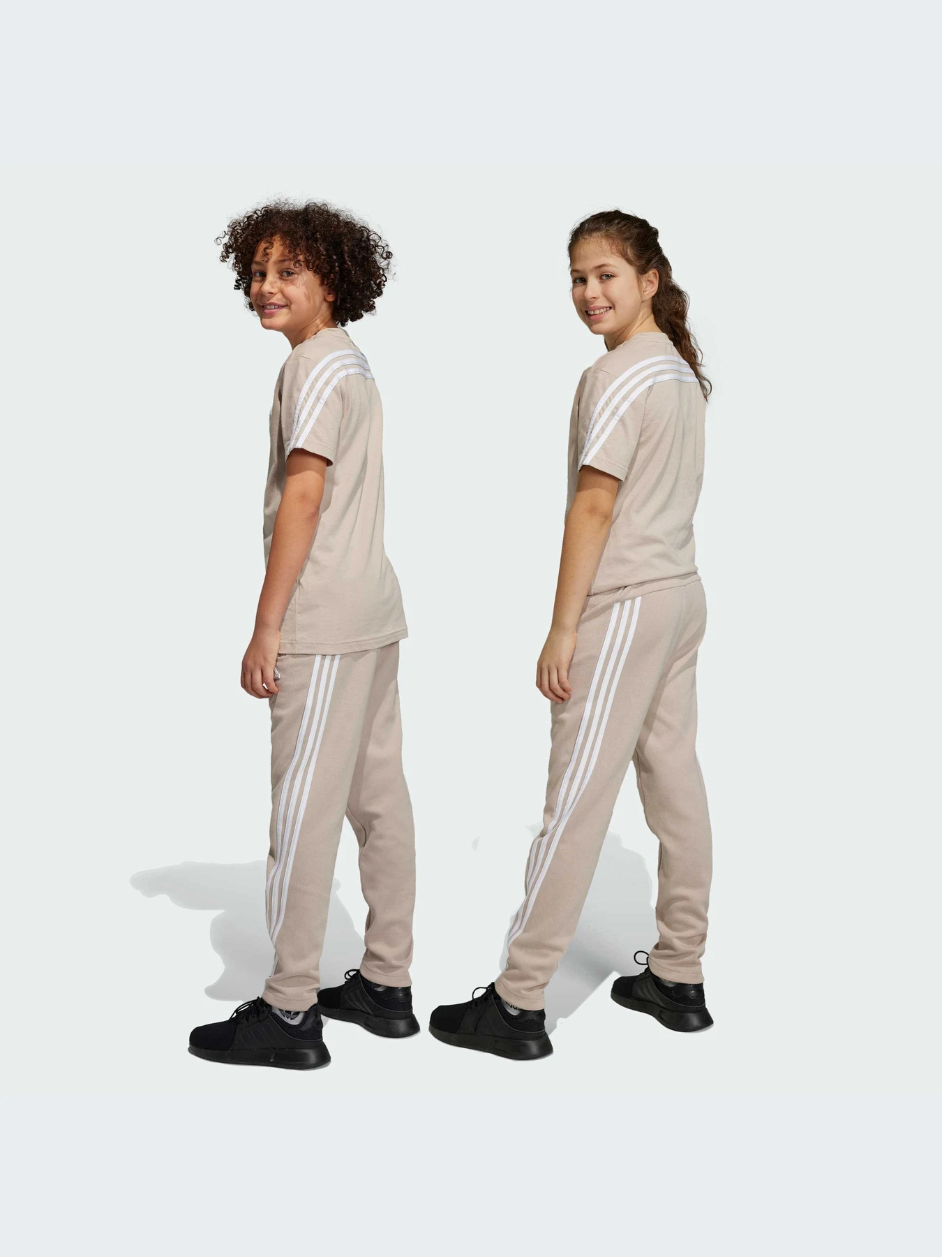 Брюки Adidas модель HR6314-KZ Брюки Adidas модель HR6314-KZ Фото