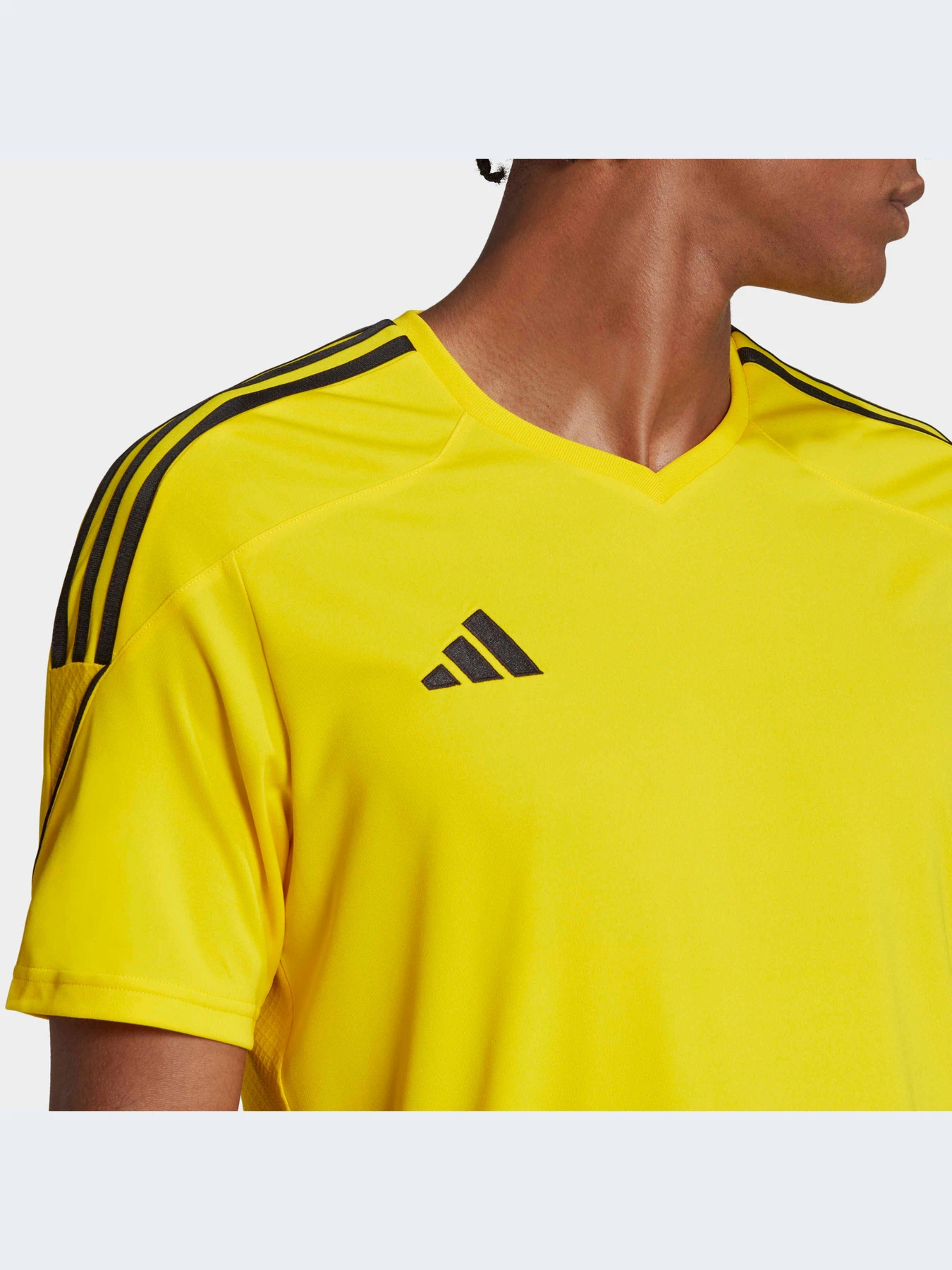 Футболки и поло Adidas Tiro модель HR4609-KZ Футболки и поло Adidas Tiro модель HR4609-KZ Фото