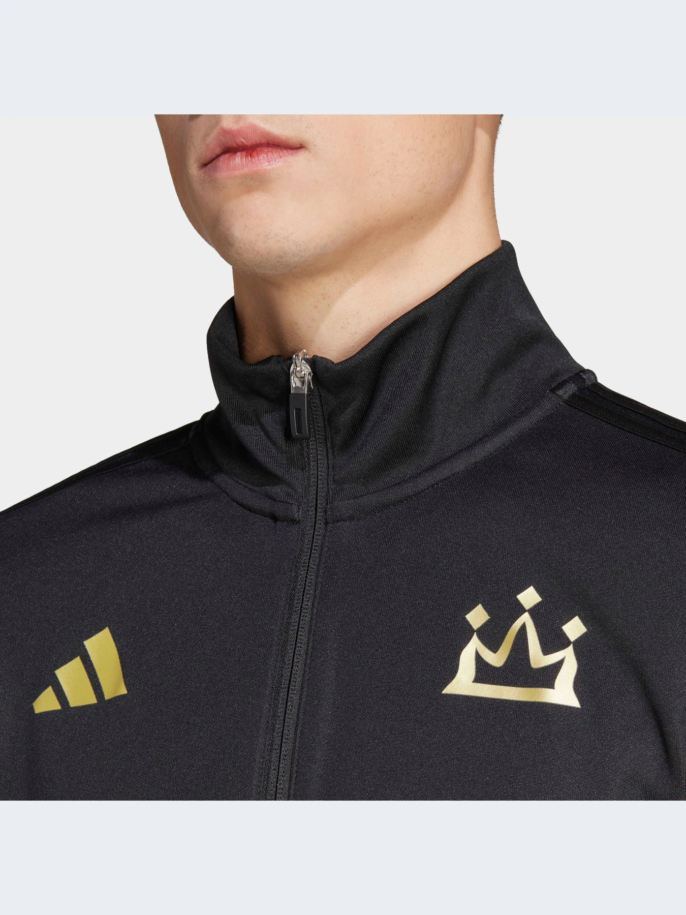 Худи и свитшоты Adidas модель HR8833-KZ Худи и свитшоты Adidas модель HR8833-KZ Фото